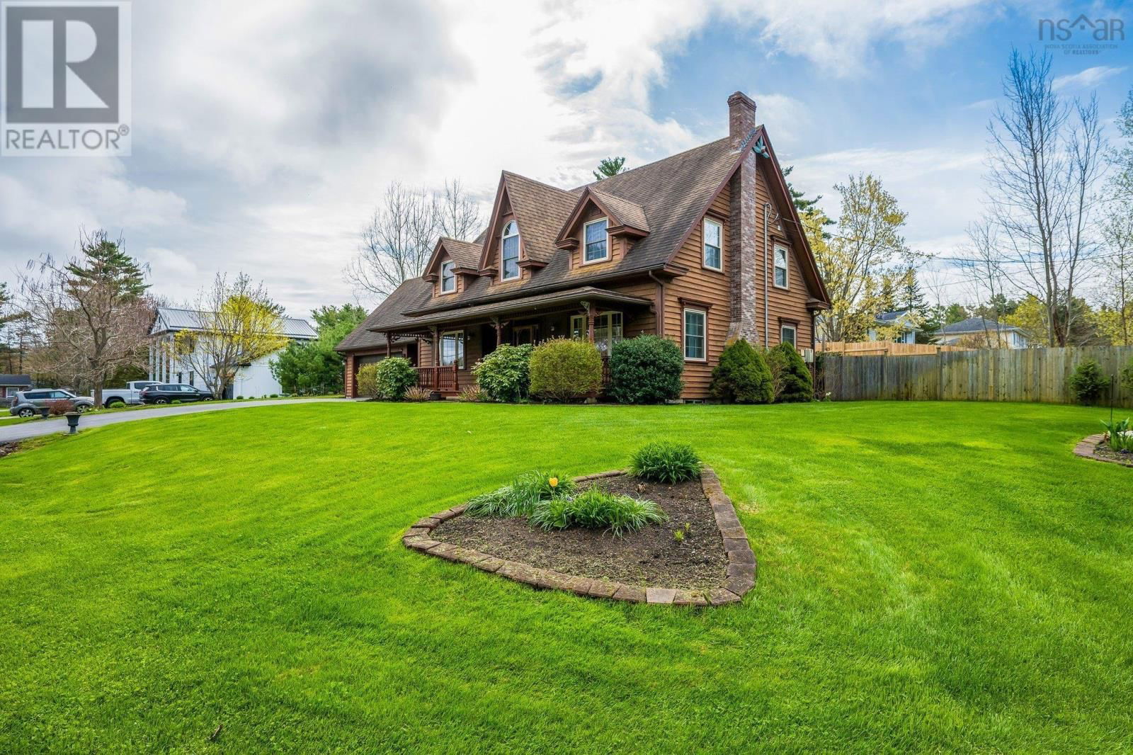 1502 EDITH DRIVE Image 4