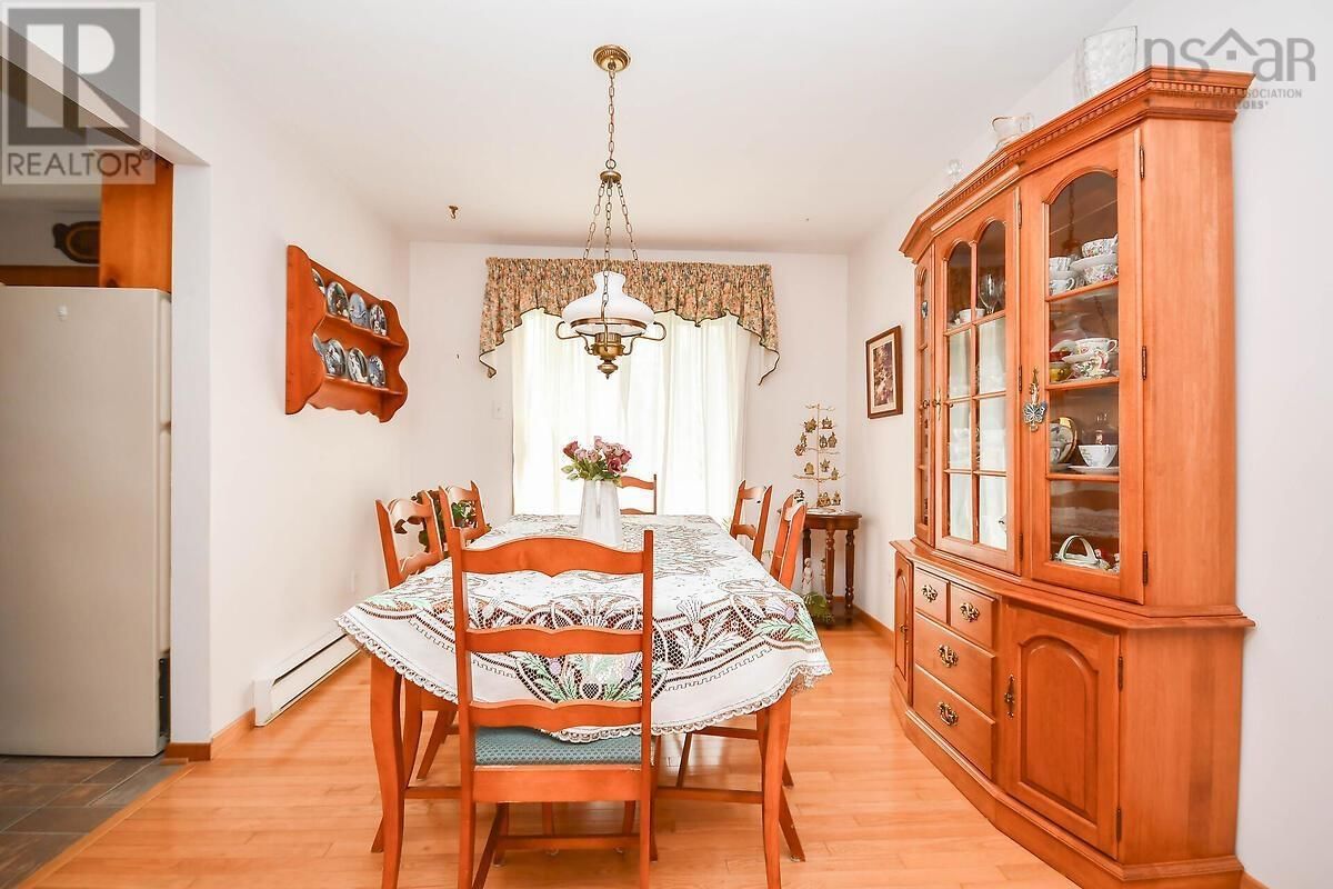 67 EVERGREEN DRIVE Image 7
