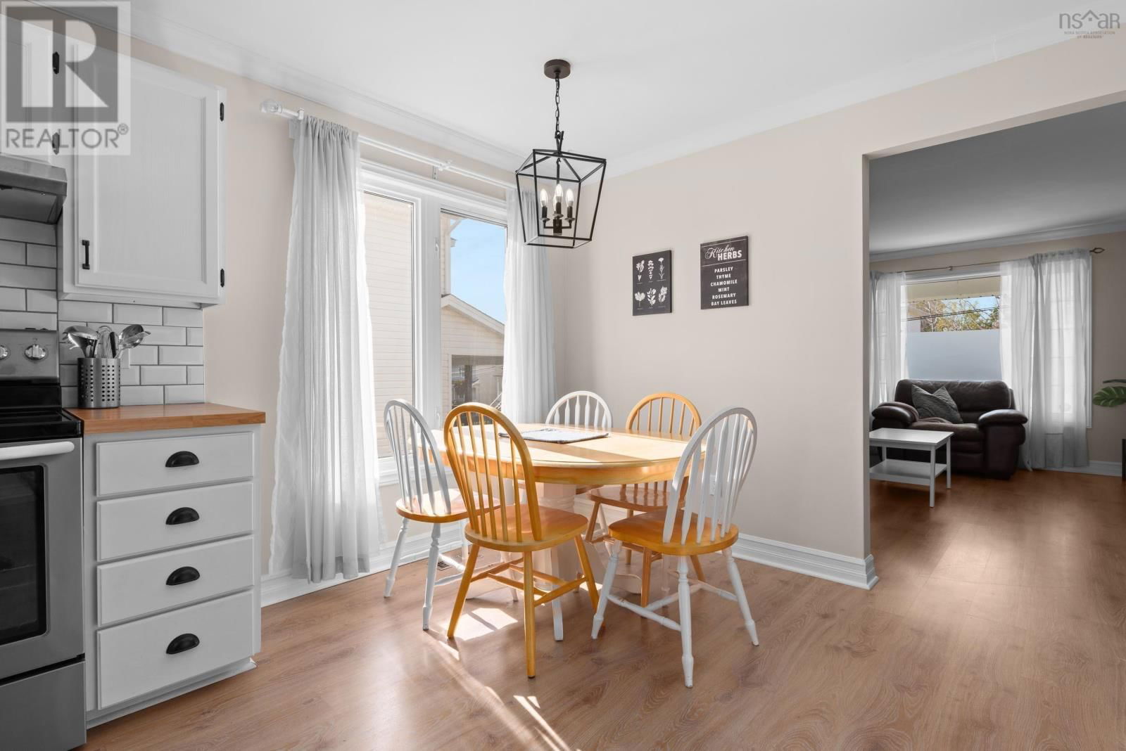 46 CASSANDRA DRIVE Image 10