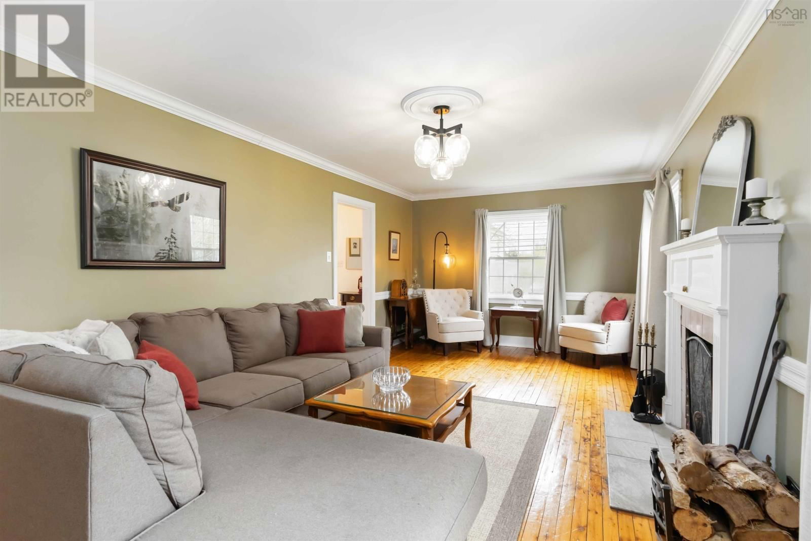 401 ROBIE STREET Image 12