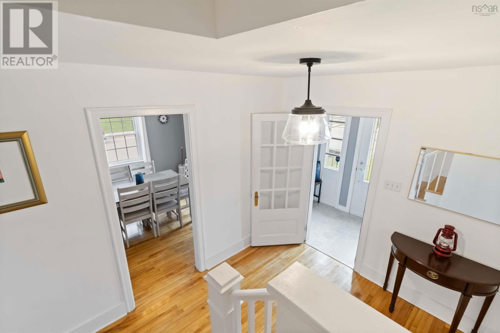 401 ROBIE STREET Image 25