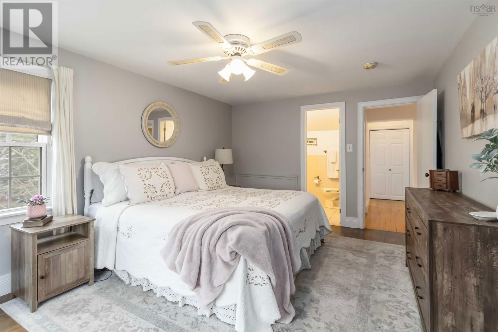 401 ROBIE STREET Image 28