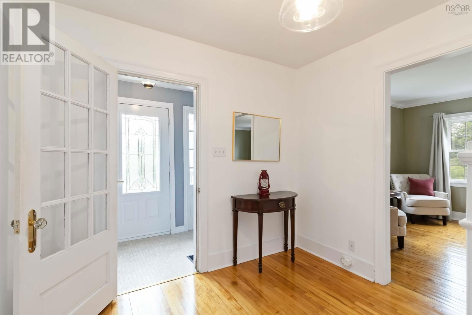 401 ROBIE STREET Image 8