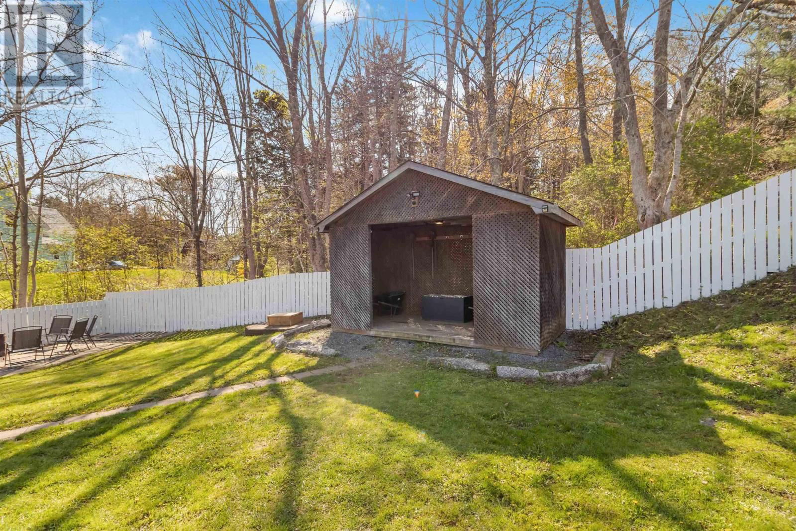 2296 CONQUERALL ROAD Image 39