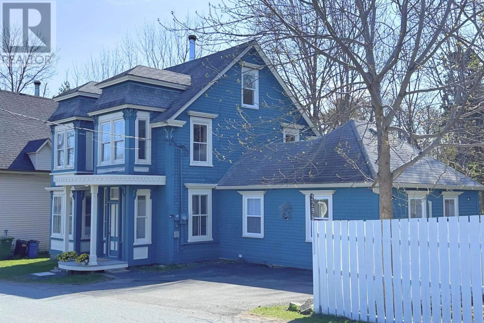 2296 CONQUERALL ROAD Image 45