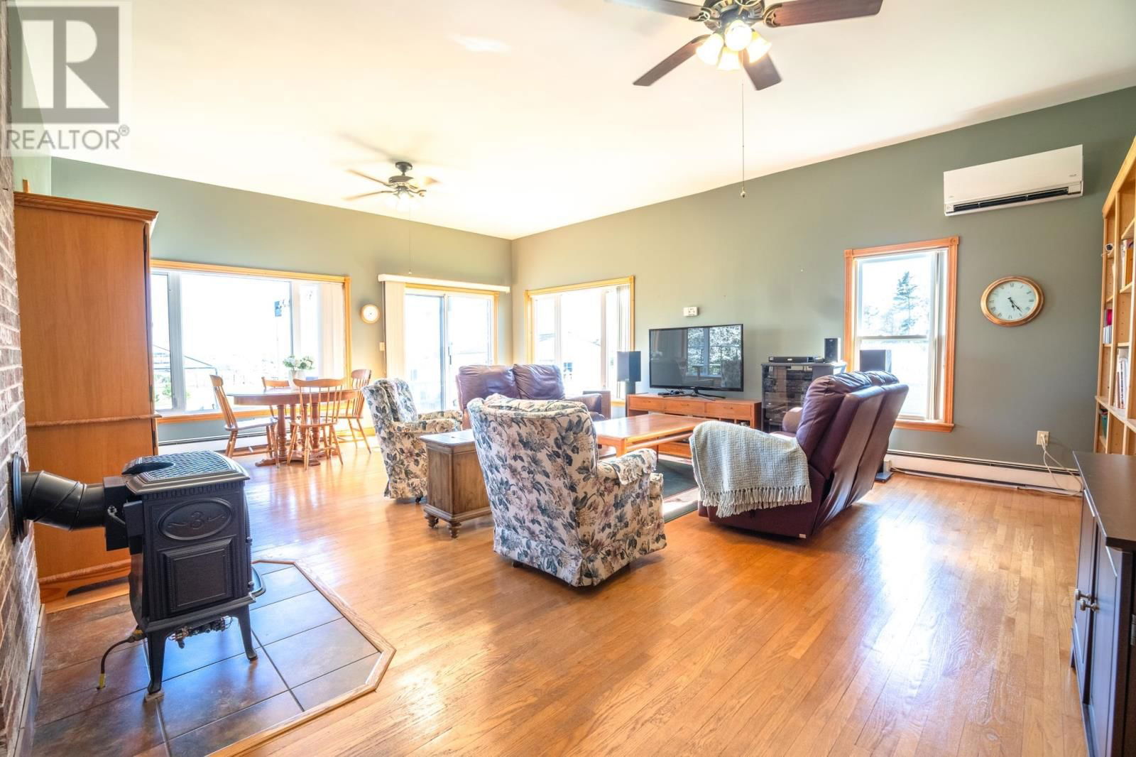 118 HYDE POINT ROAD Image 11