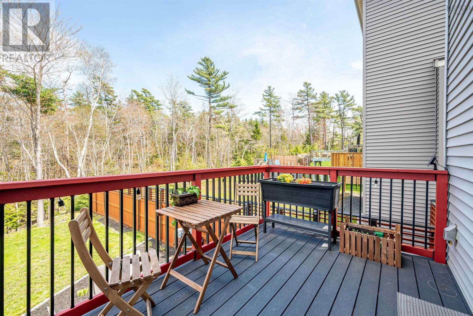182 AMESBURY GATE Image 50