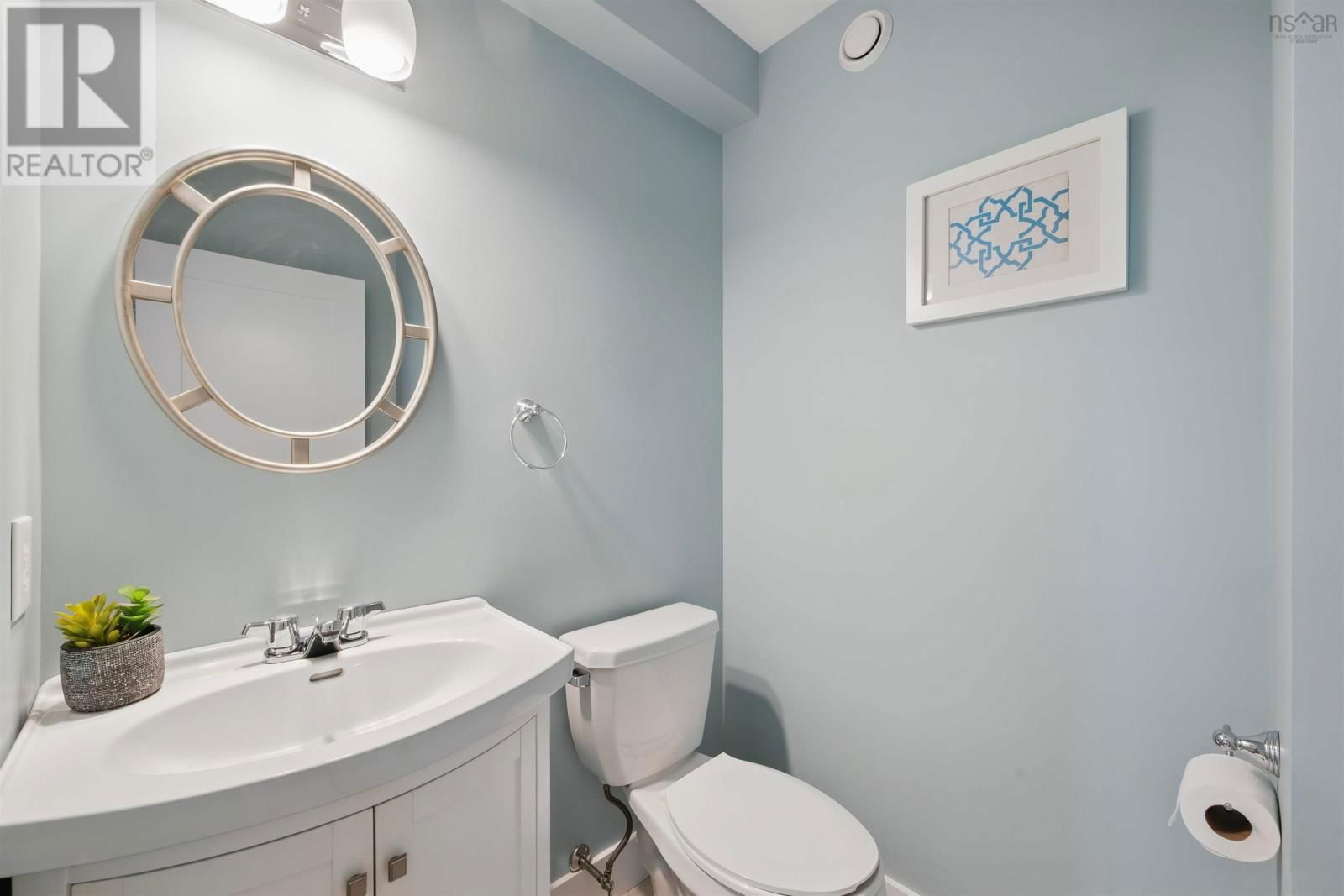 182 AMESBURY GATE Image 7