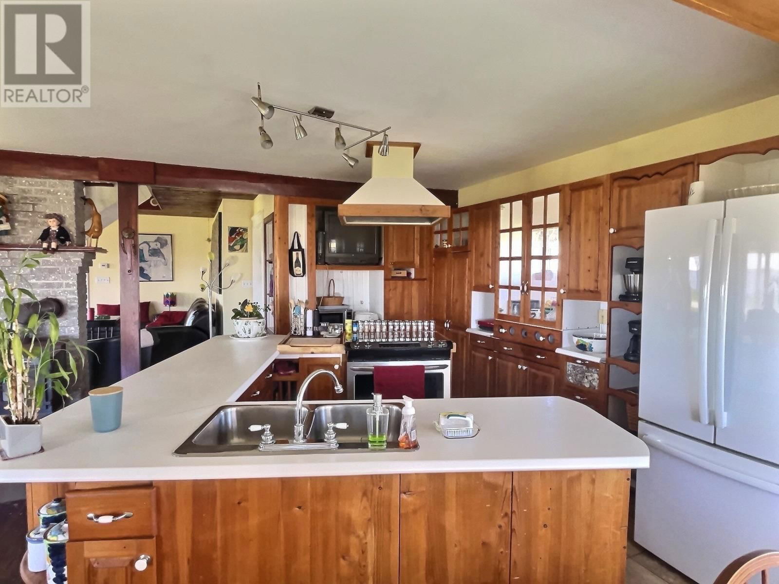 1088 MCINNIS POINT - RTE 270 ROAD Image 6