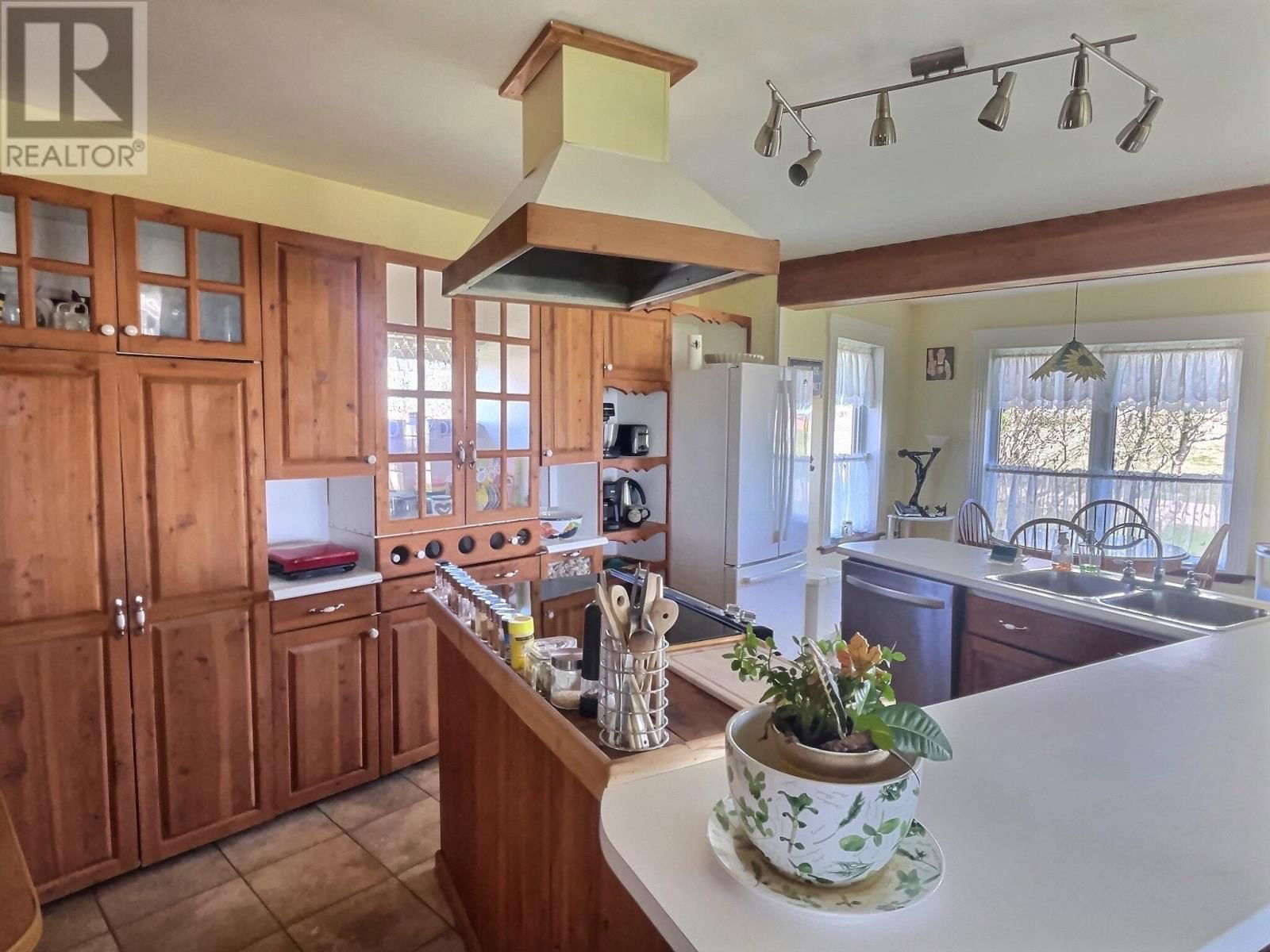 1088 MCINNIS POINT - RTE 270 ROAD Image 7