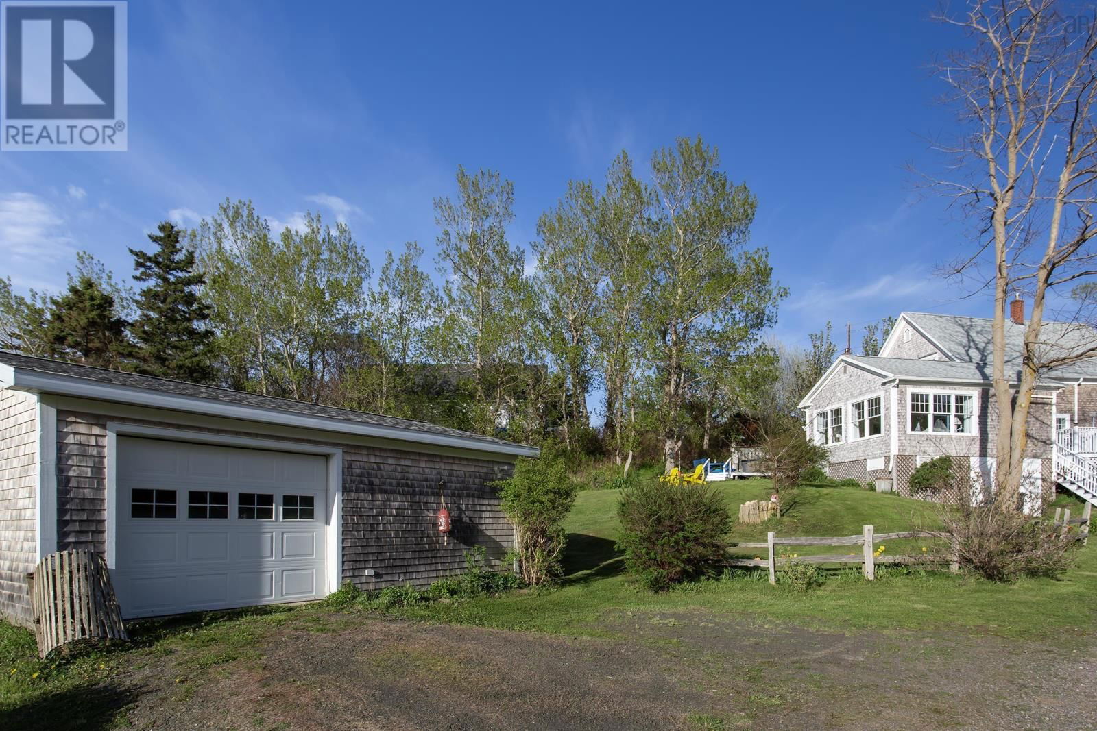 652 PORT LORNE ROAD Image 10