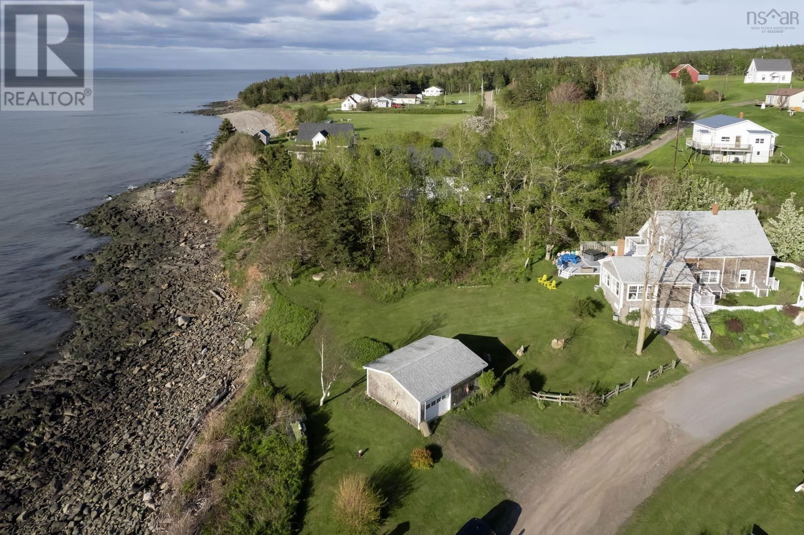 652 PORT LORNE ROAD Image 17