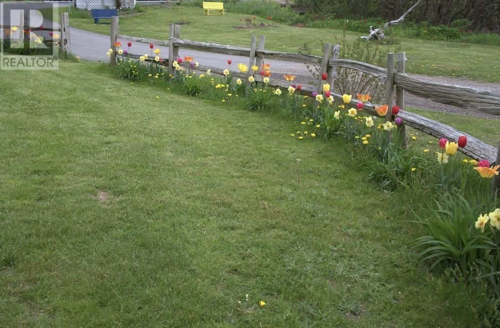 652 PORT LORNE ROAD Image 44