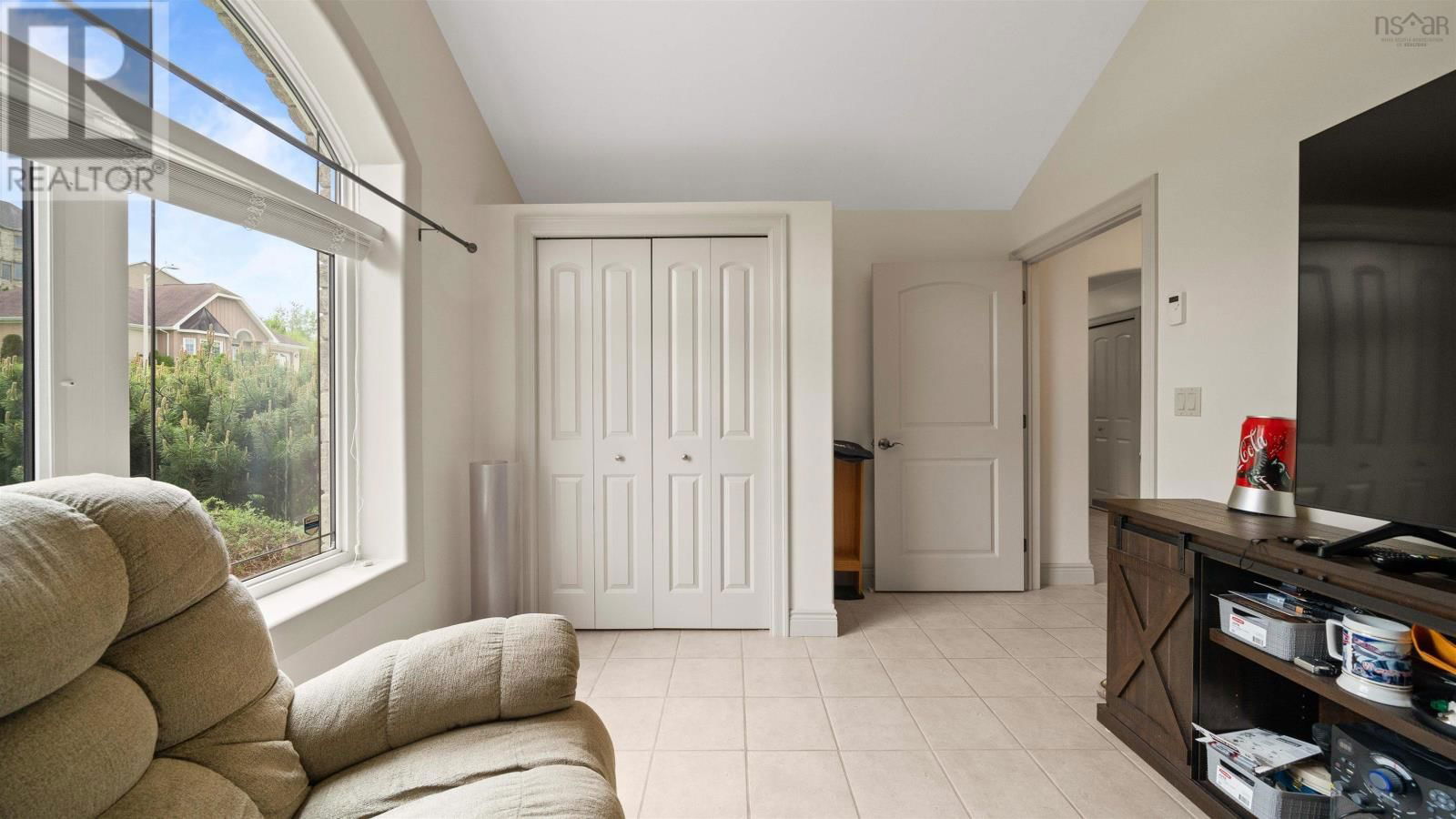 8 MALLARD AVENUE Image 23