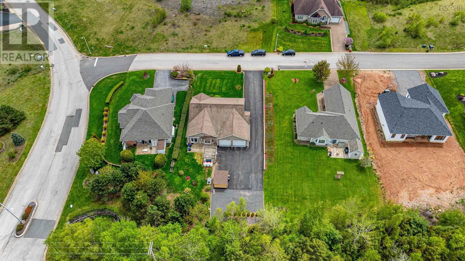 8 MALLARD AVENUE Image 33