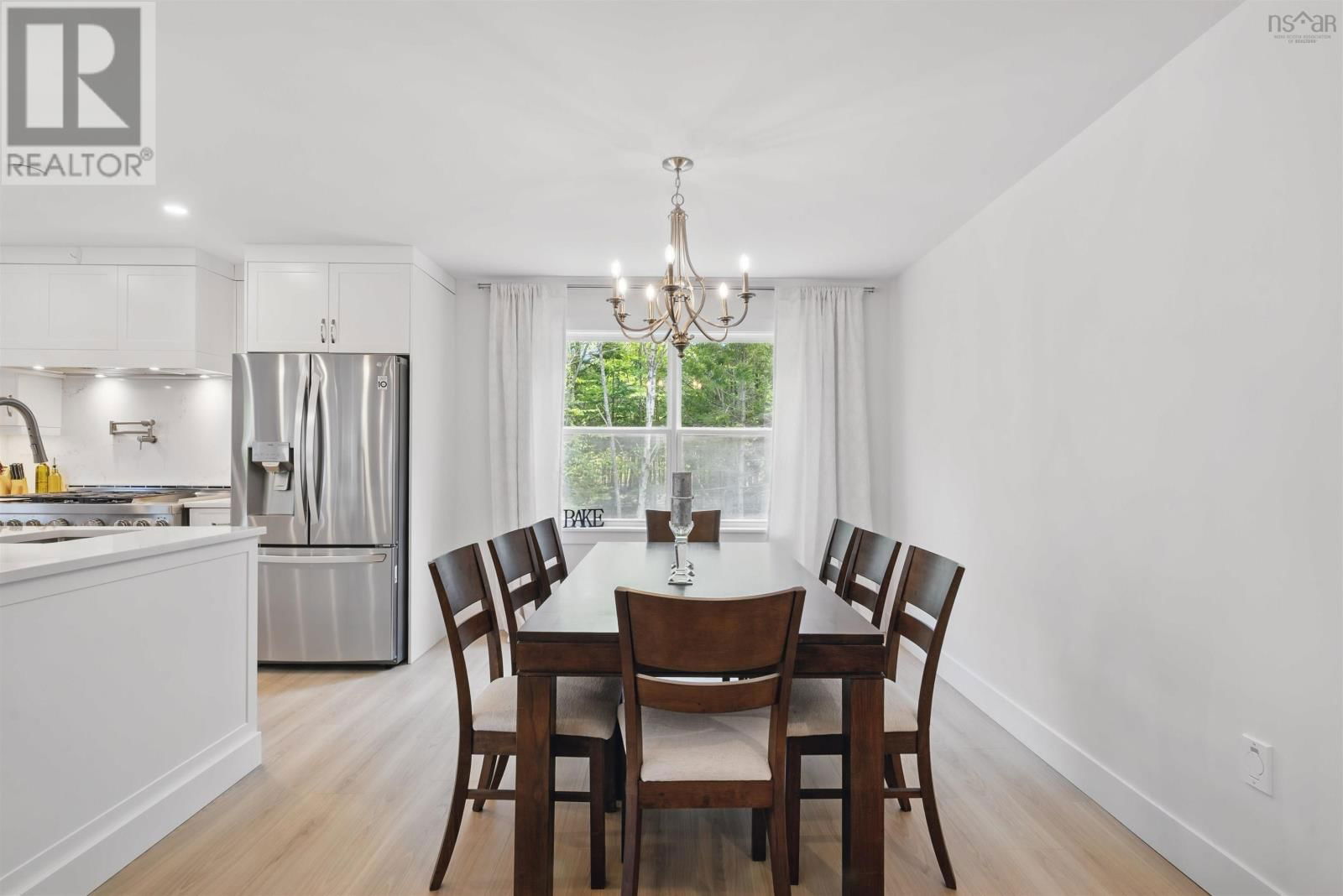 159 MAGENTA DRIVE Image 12