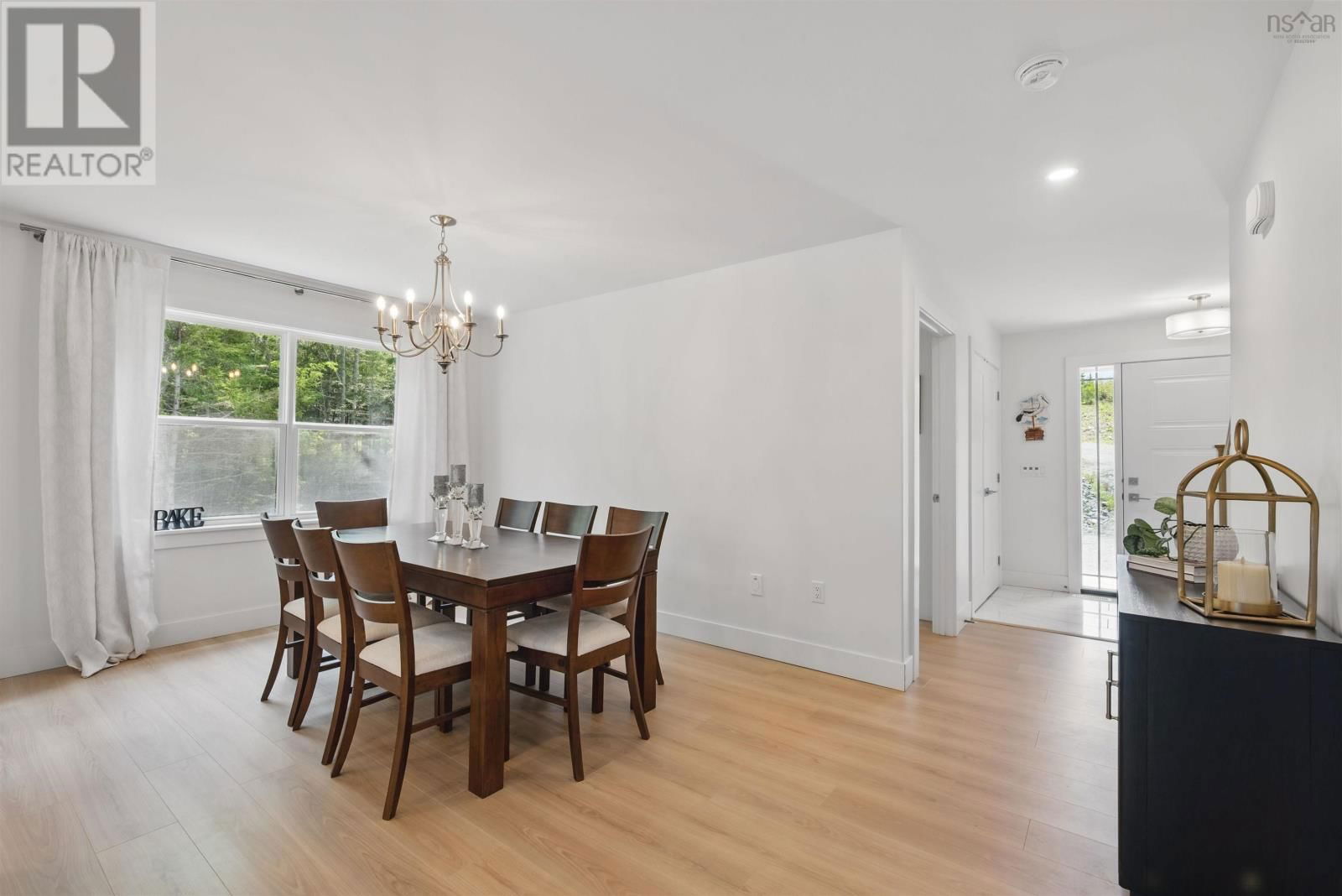 159 MAGENTA DRIVE Image 13