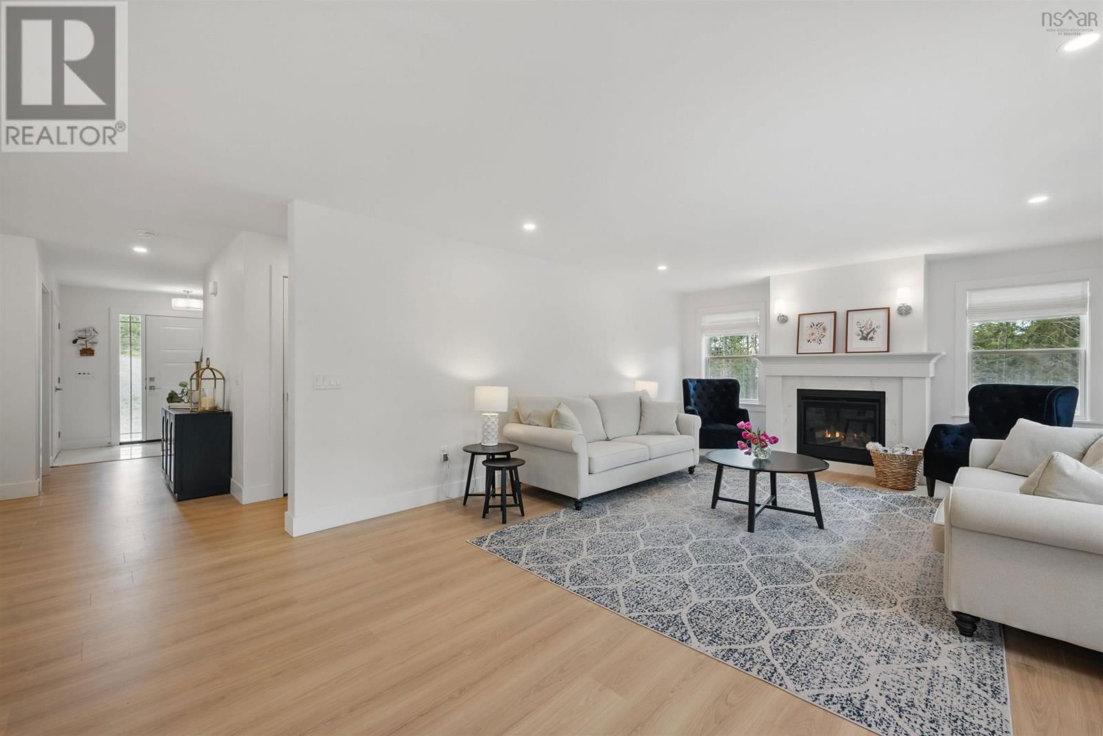 159 MAGENTA DRIVE Image 21