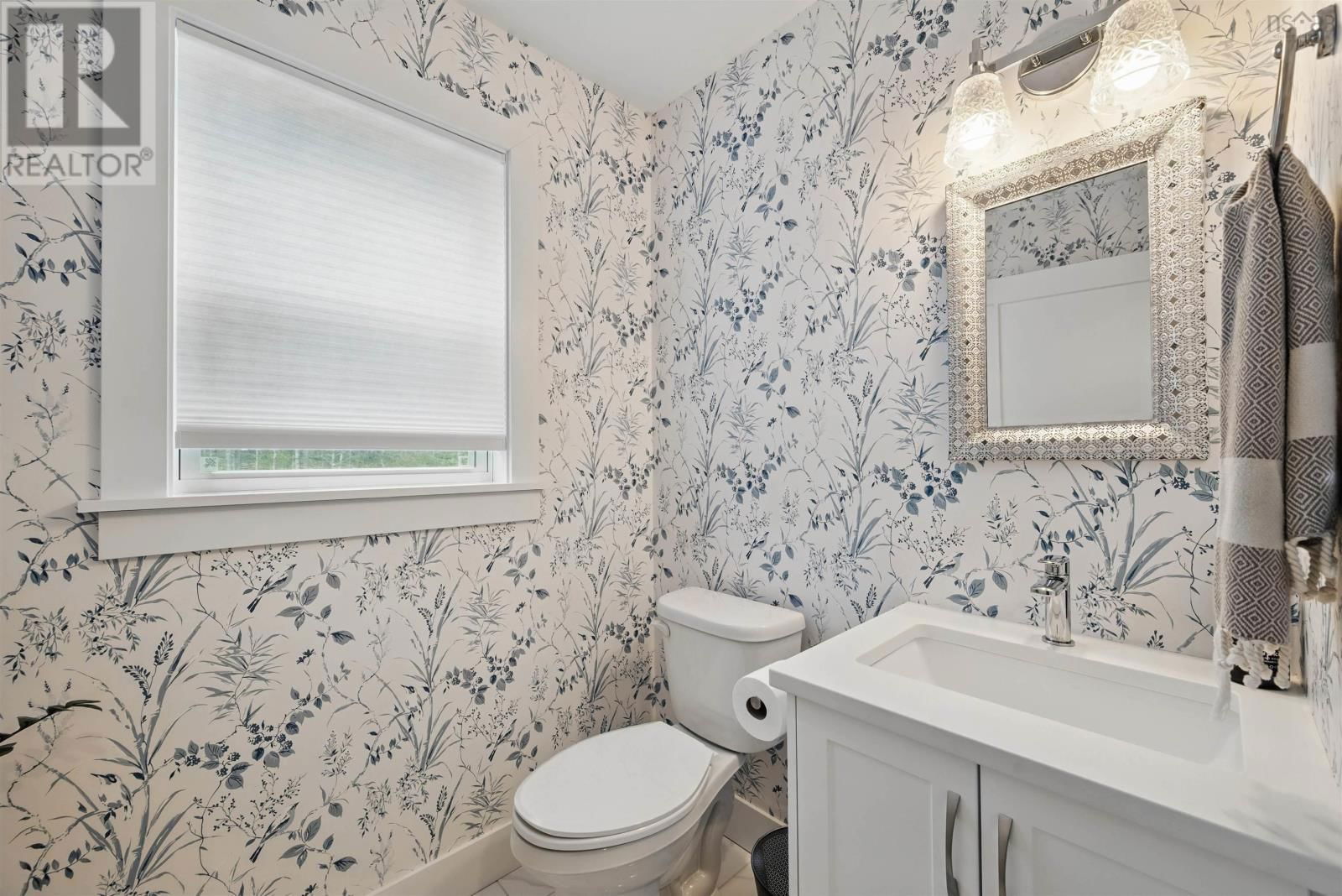 159 MAGENTA DRIVE Image 24
