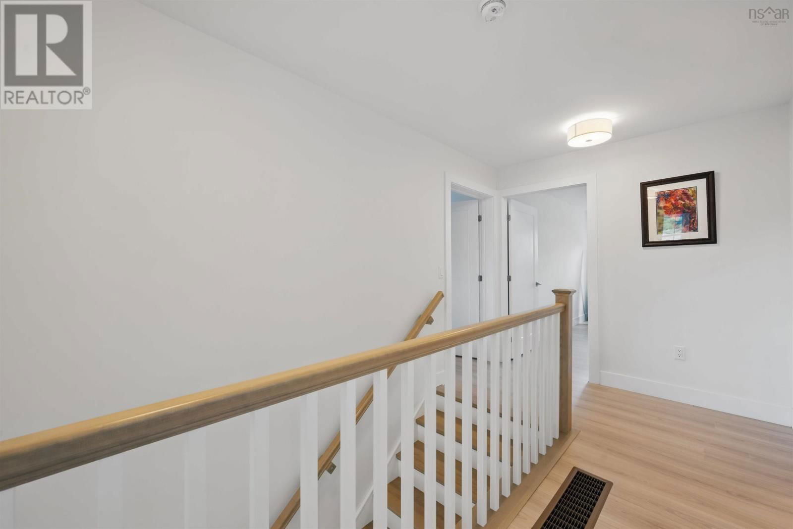 159 MAGENTA DRIVE Image 26