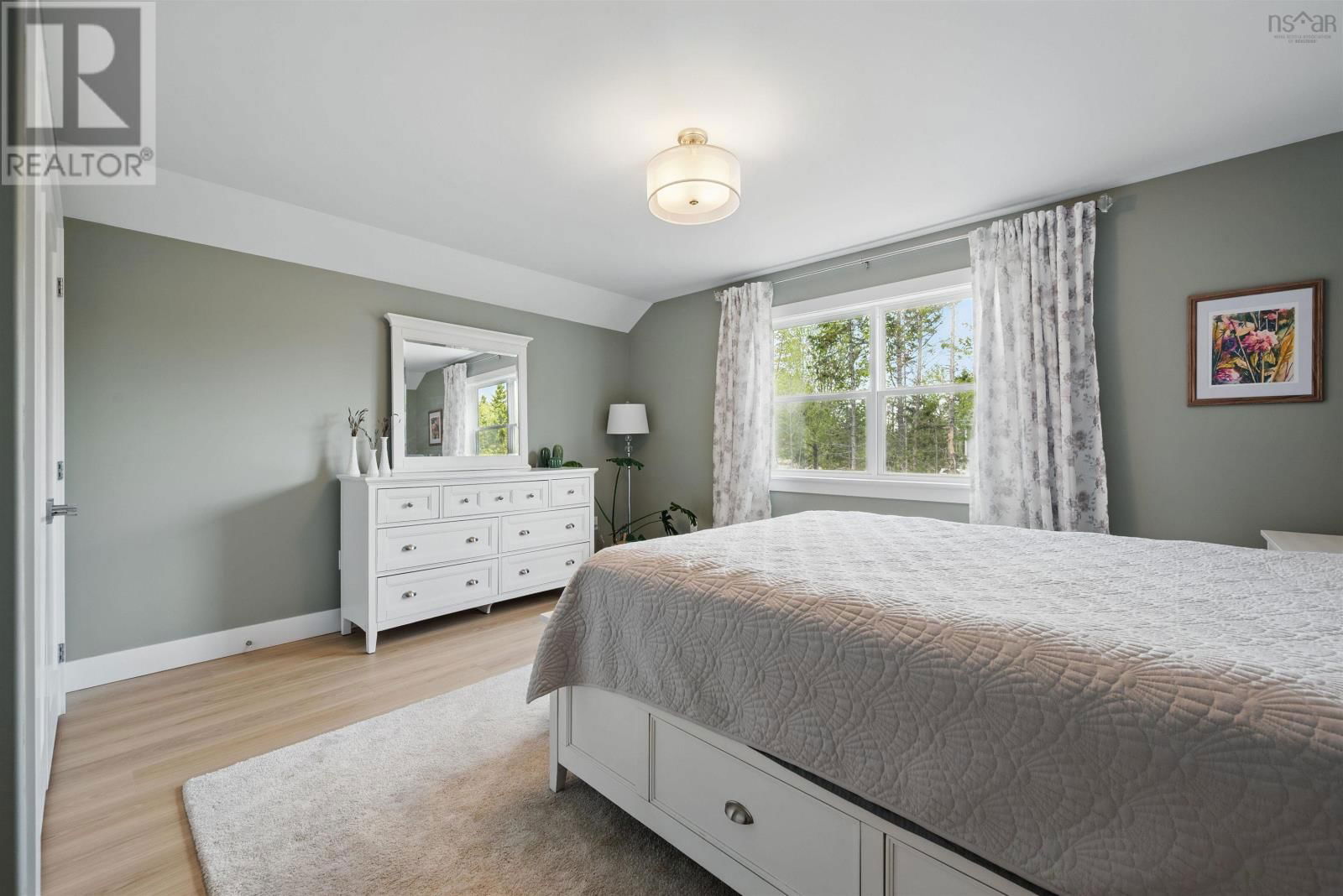 159 MAGENTA DRIVE Image 35