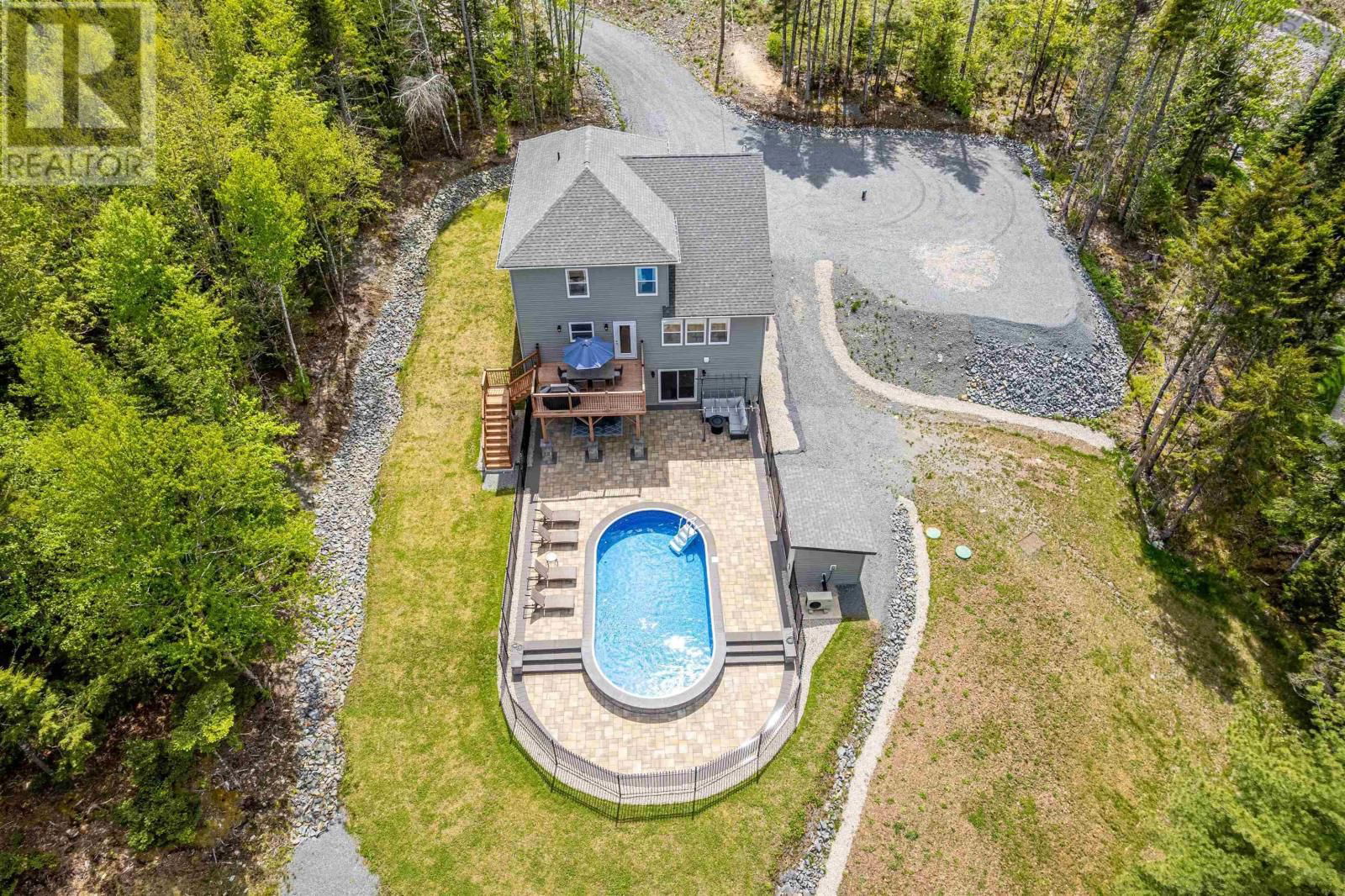 159 MAGENTA DRIVE Image 4