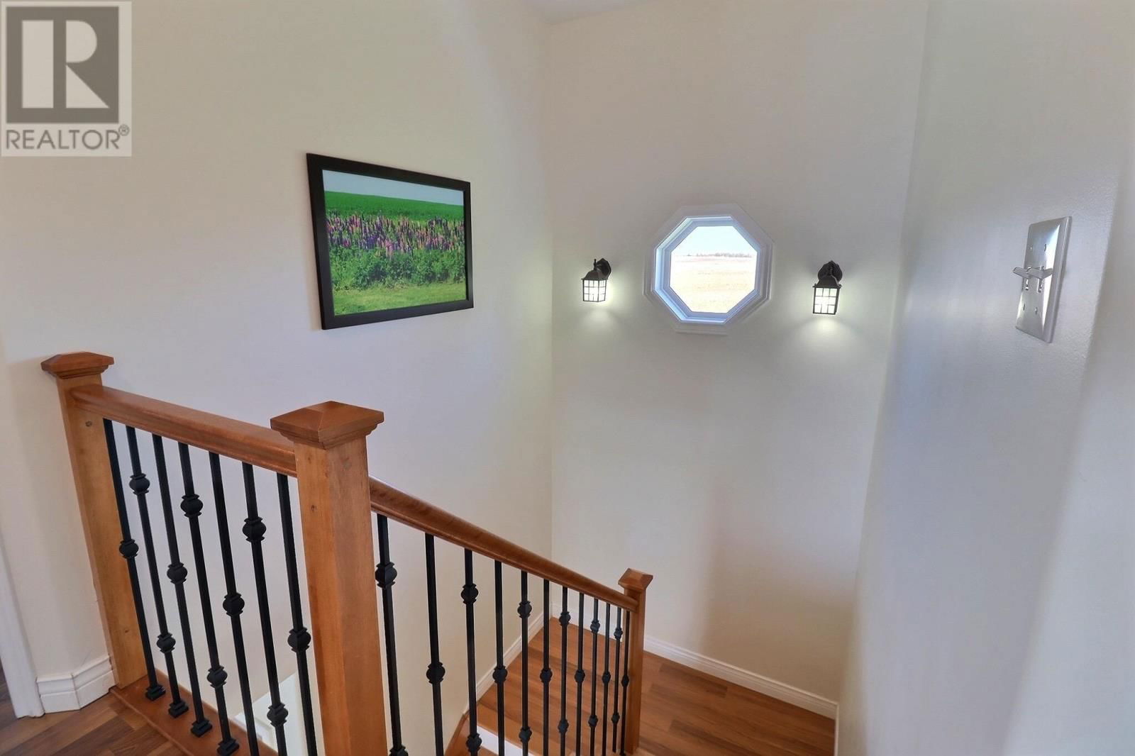 183 HARBOURVIEW DRIVE Image 17