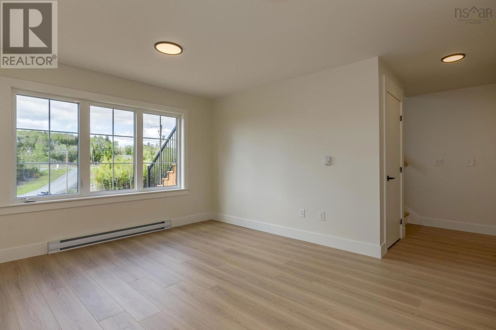 44 SWEETFERN LANE Image 27