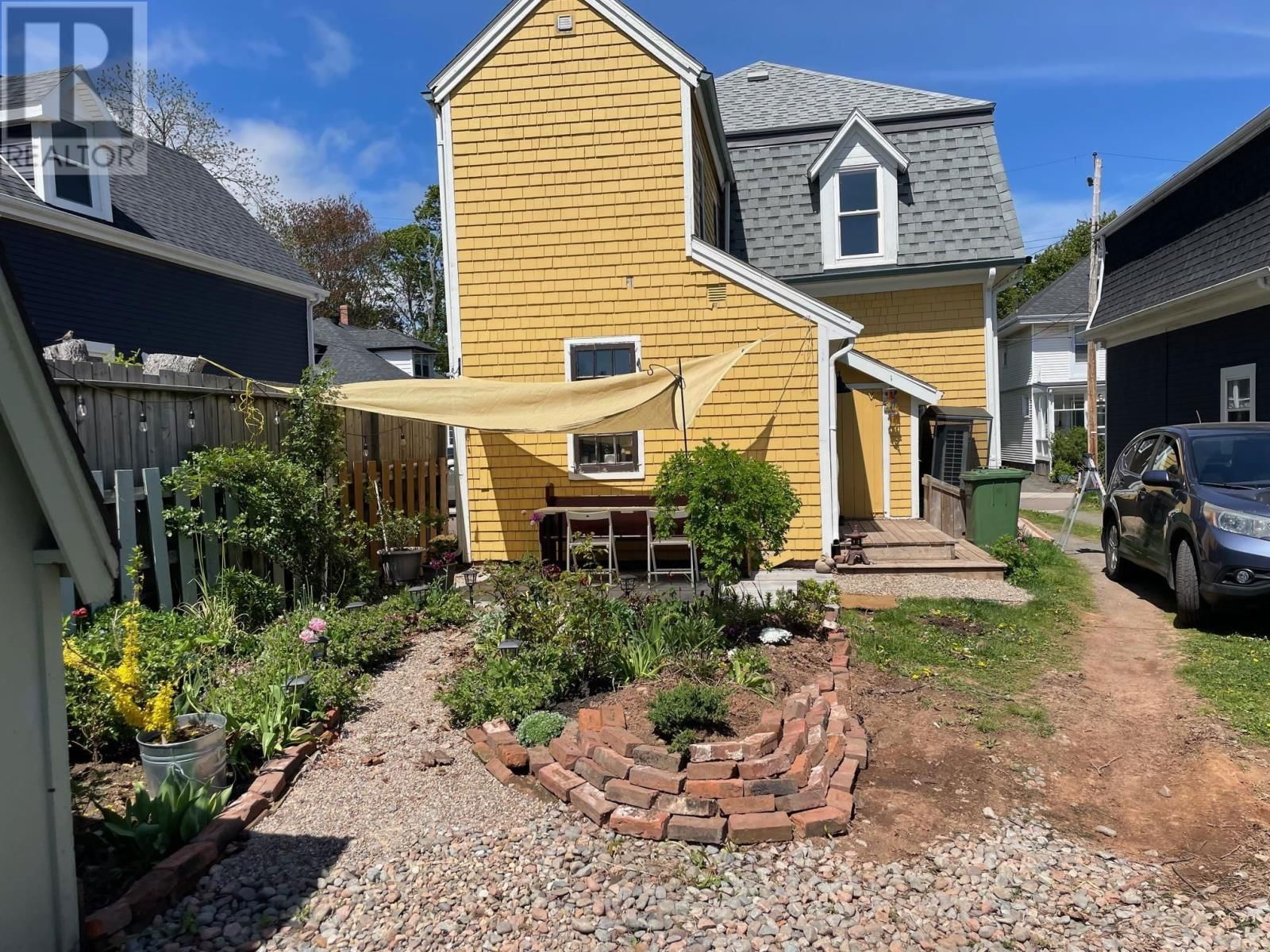 13 PLEASANT STREET Image 12