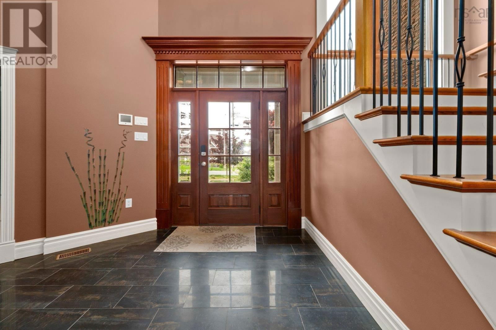 72 WORTHINGTON PLACE Image 2