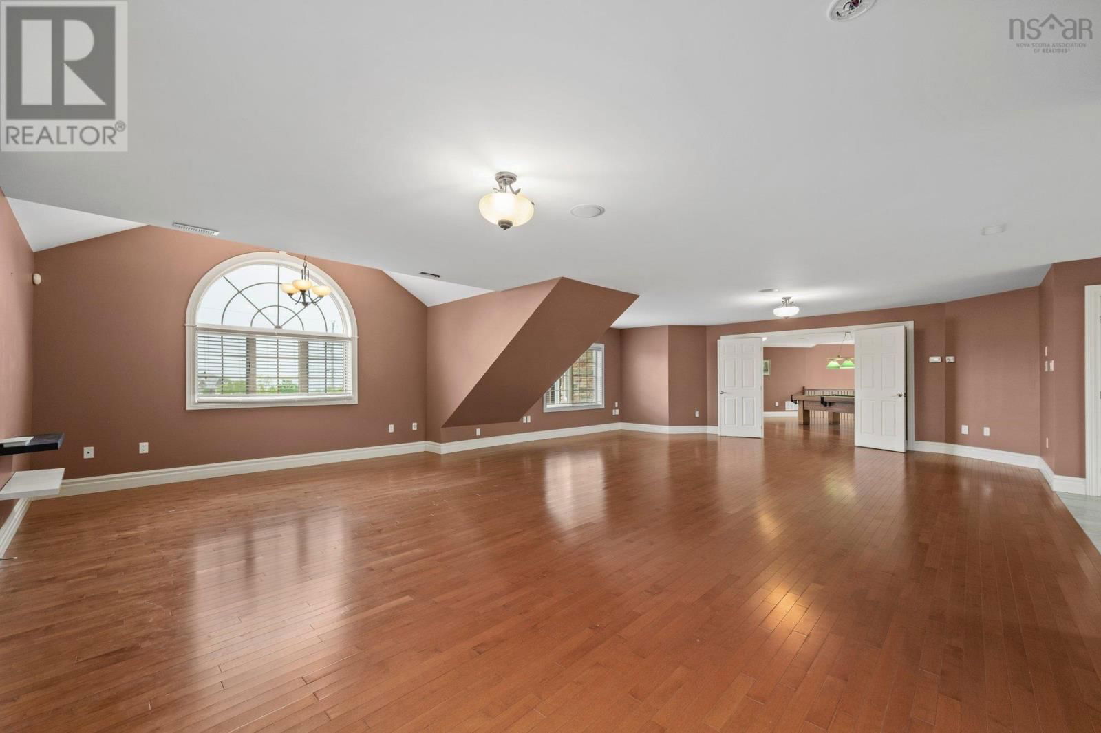 72 WORTHINGTON PLACE Image 29