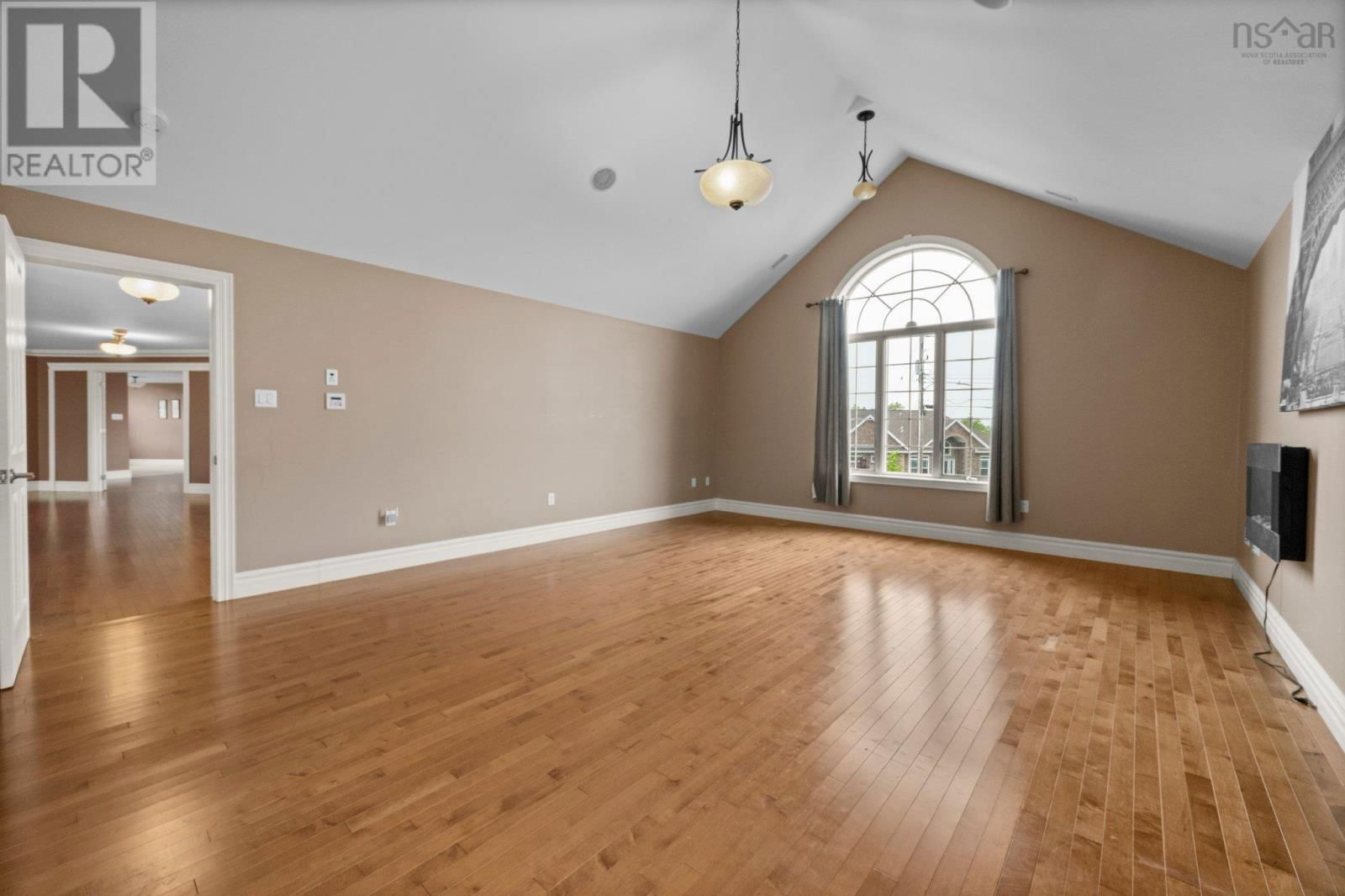 72 WORTHINGTON PLACE Image 33