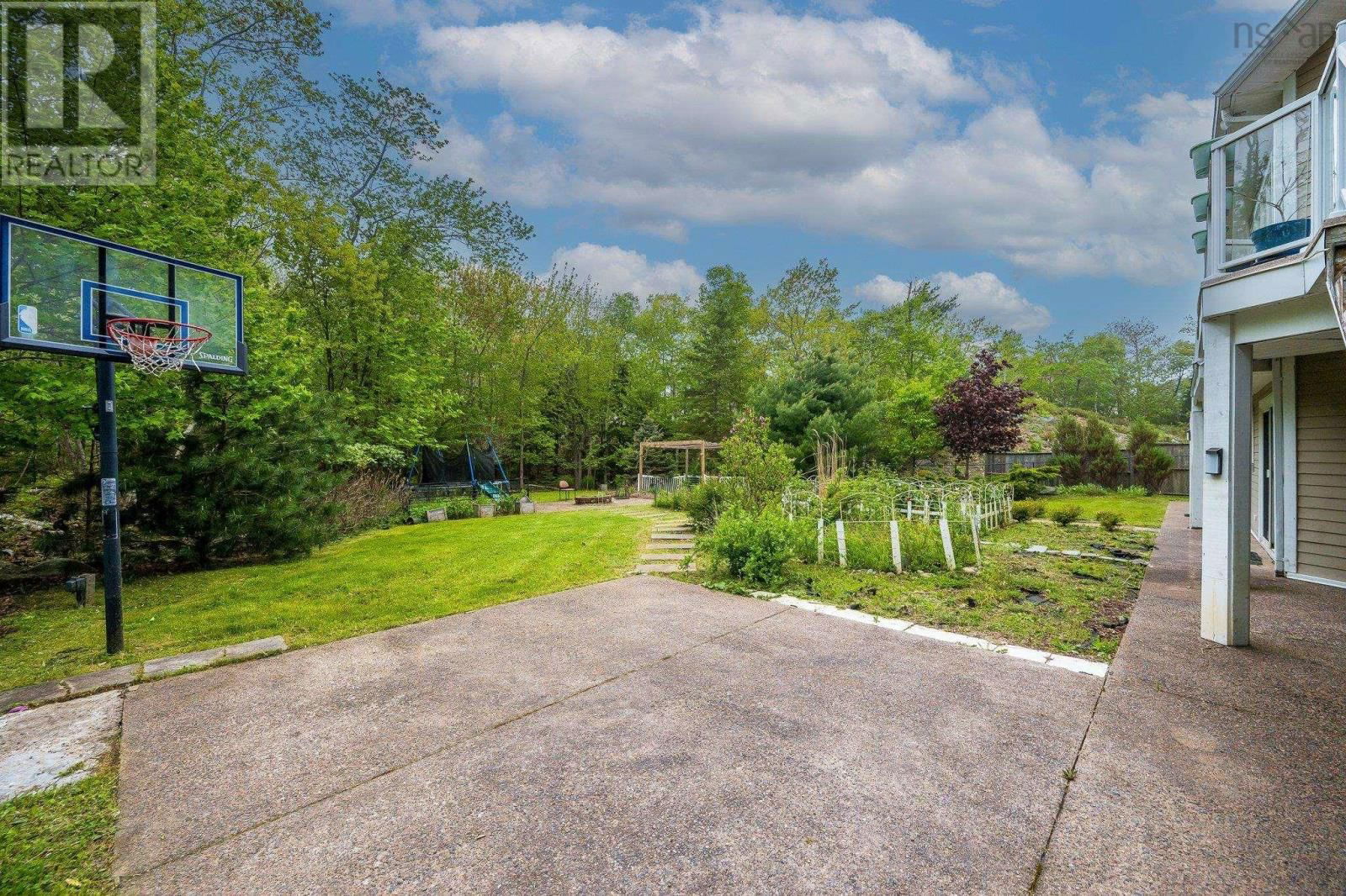 72 WORTHINGTON PLACE Image 49