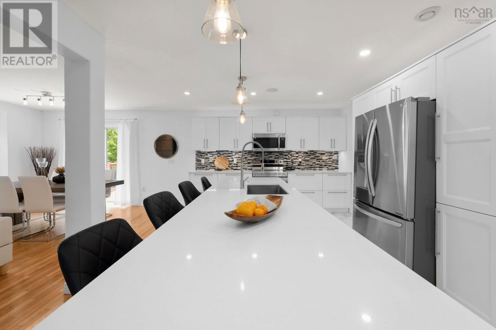 3 SPRUCEWOOD COURT Image 10