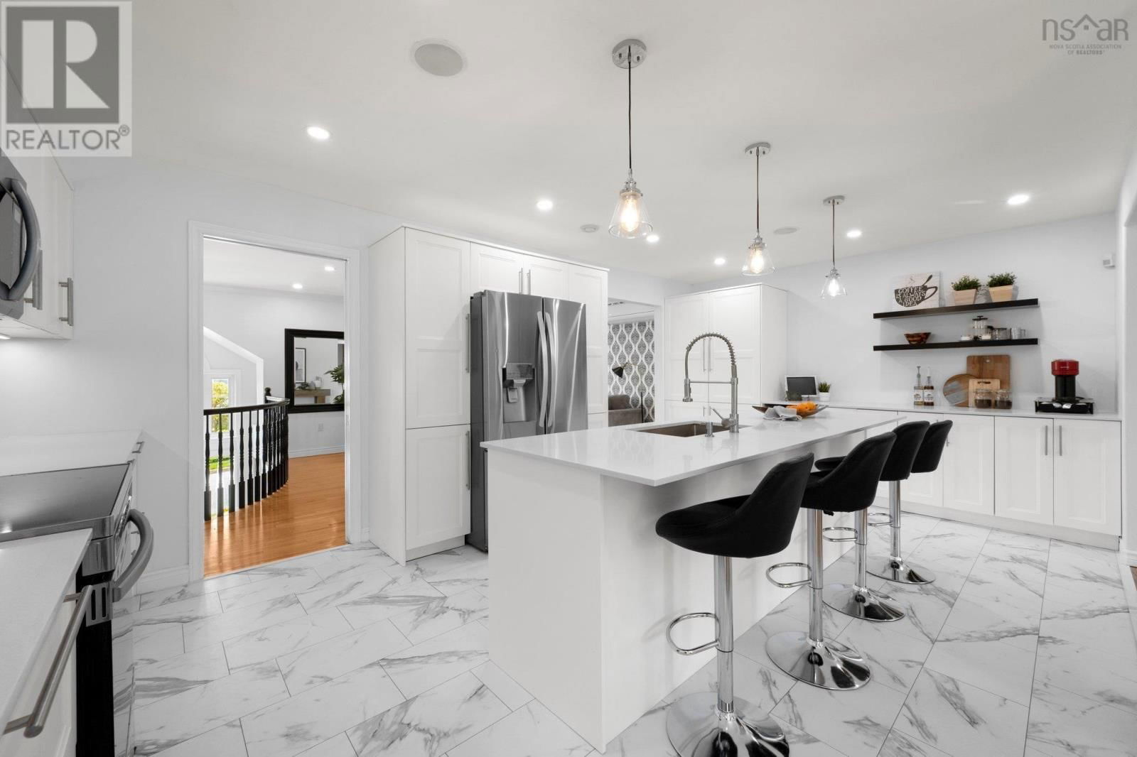3 SPRUCEWOOD COURT Image 12