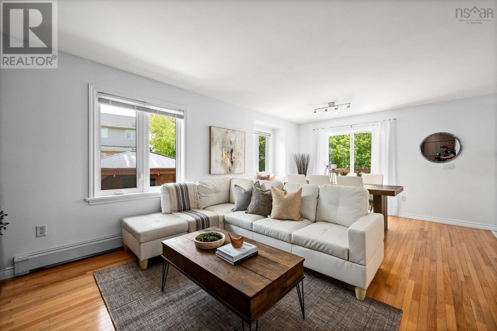 3 SPRUCEWOOD COURT Image 17