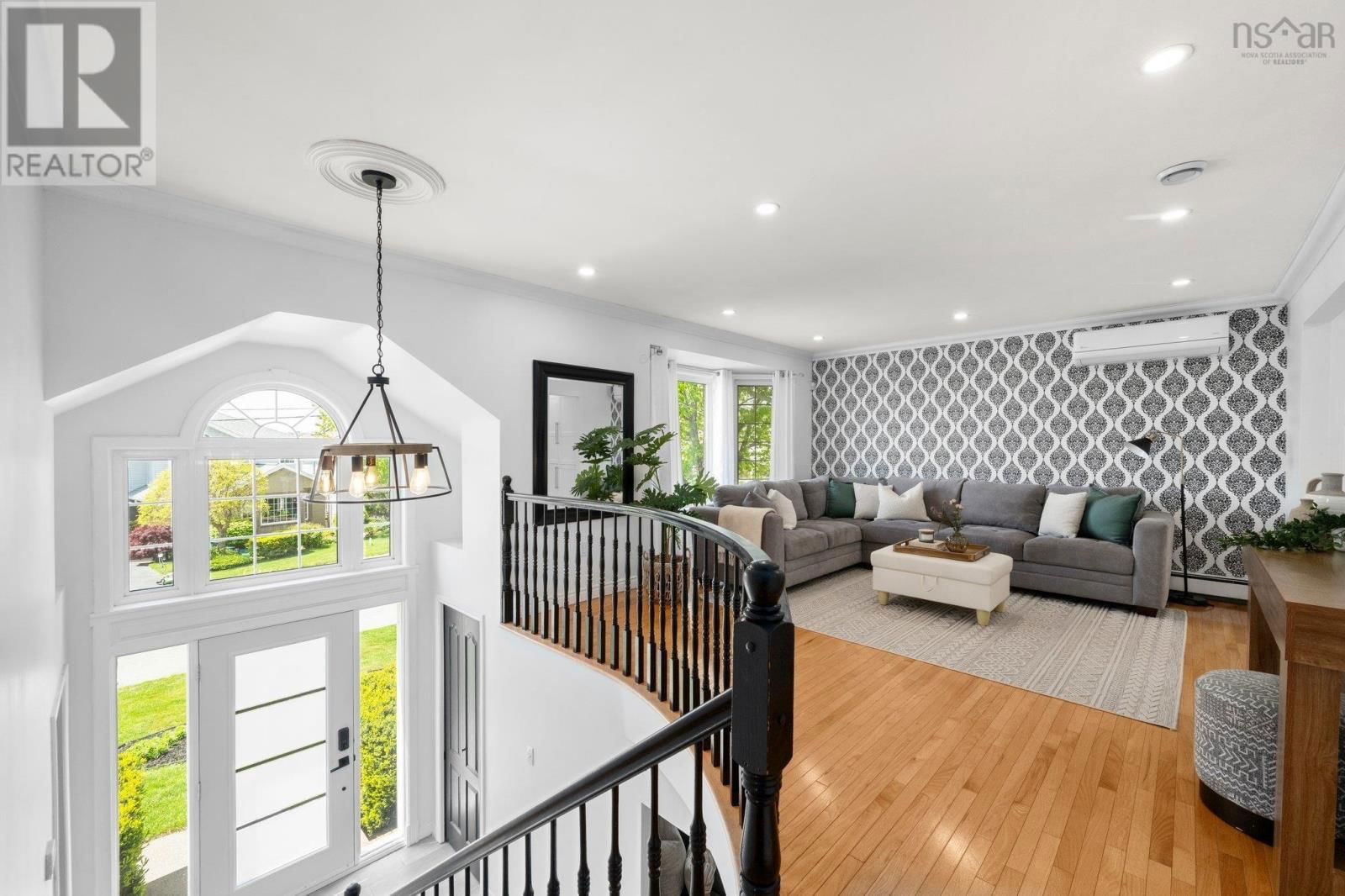 3 SPRUCEWOOD COURT Image 3