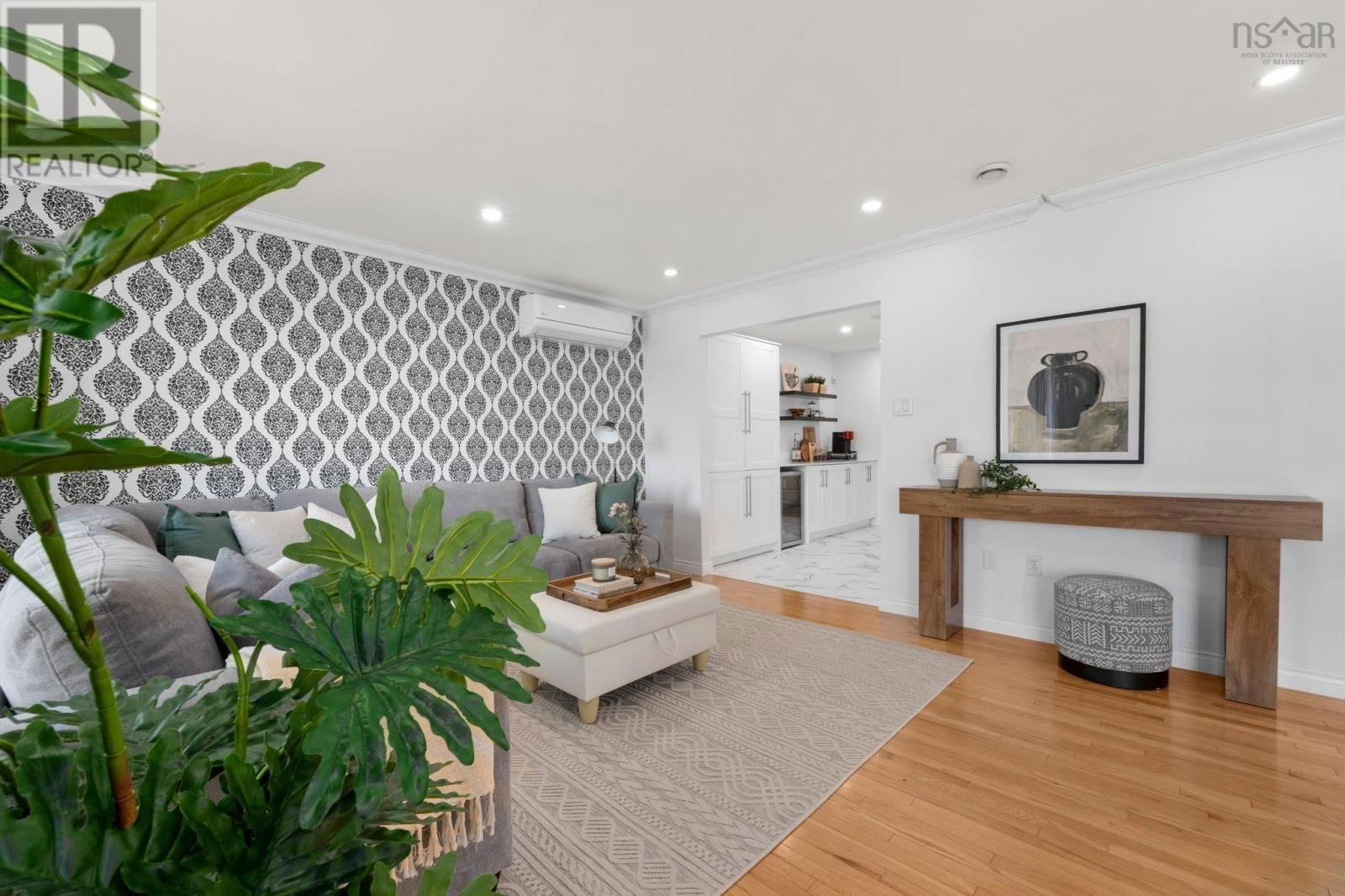 3 SPRUCEWOOD COURT Image 5