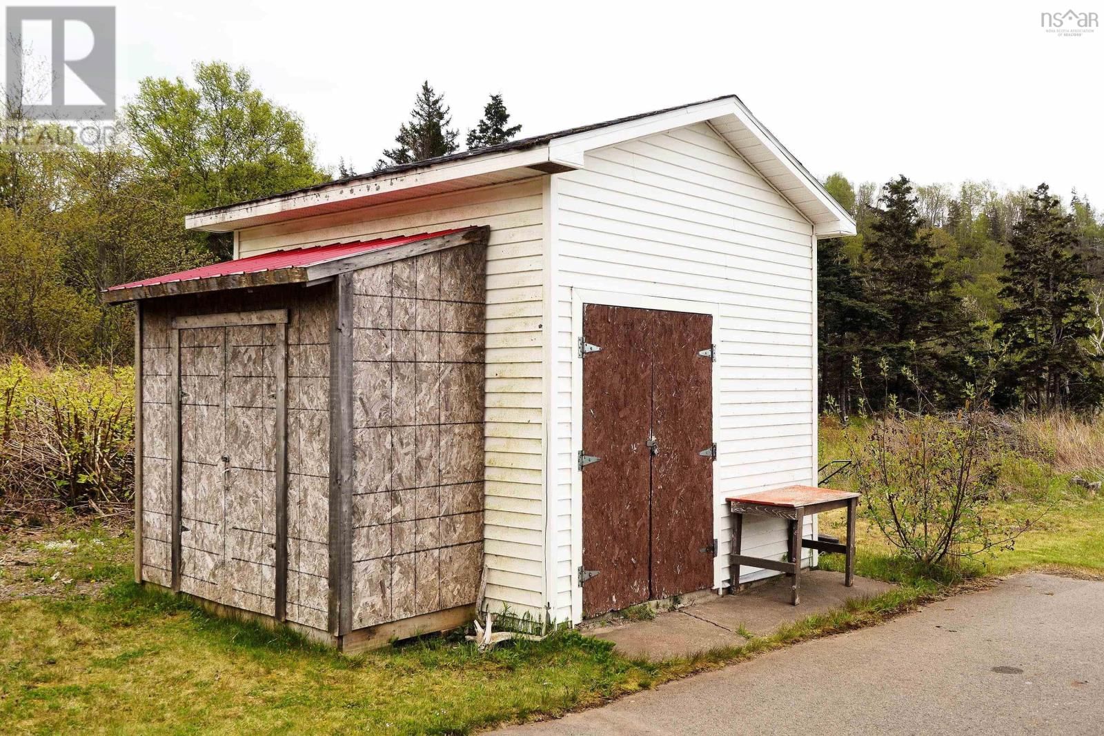 1168 WEST BAY ROAD Image 27