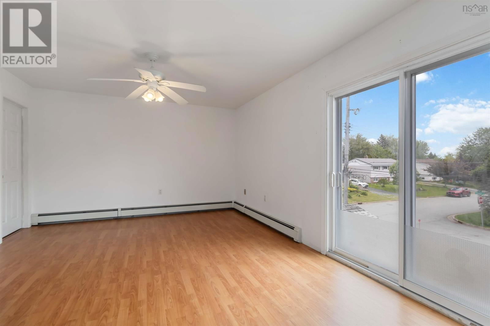 3 CODROY CRESCENT Image 24