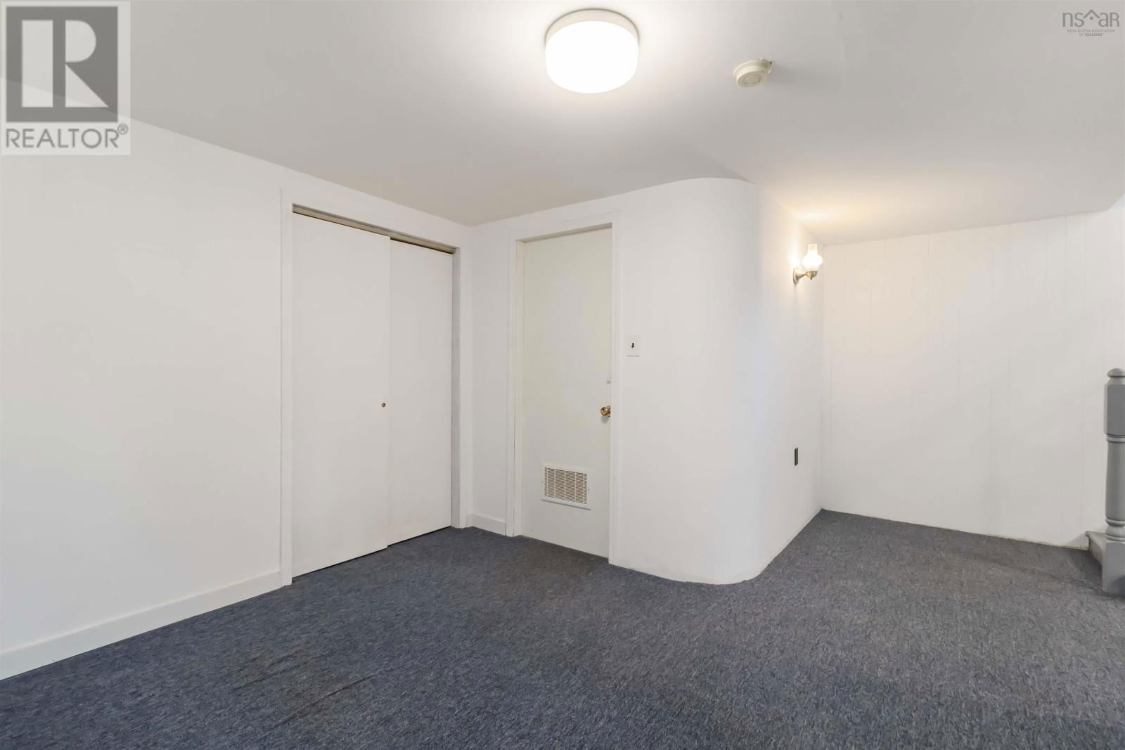 3 CODROY CRESCENT Image 36