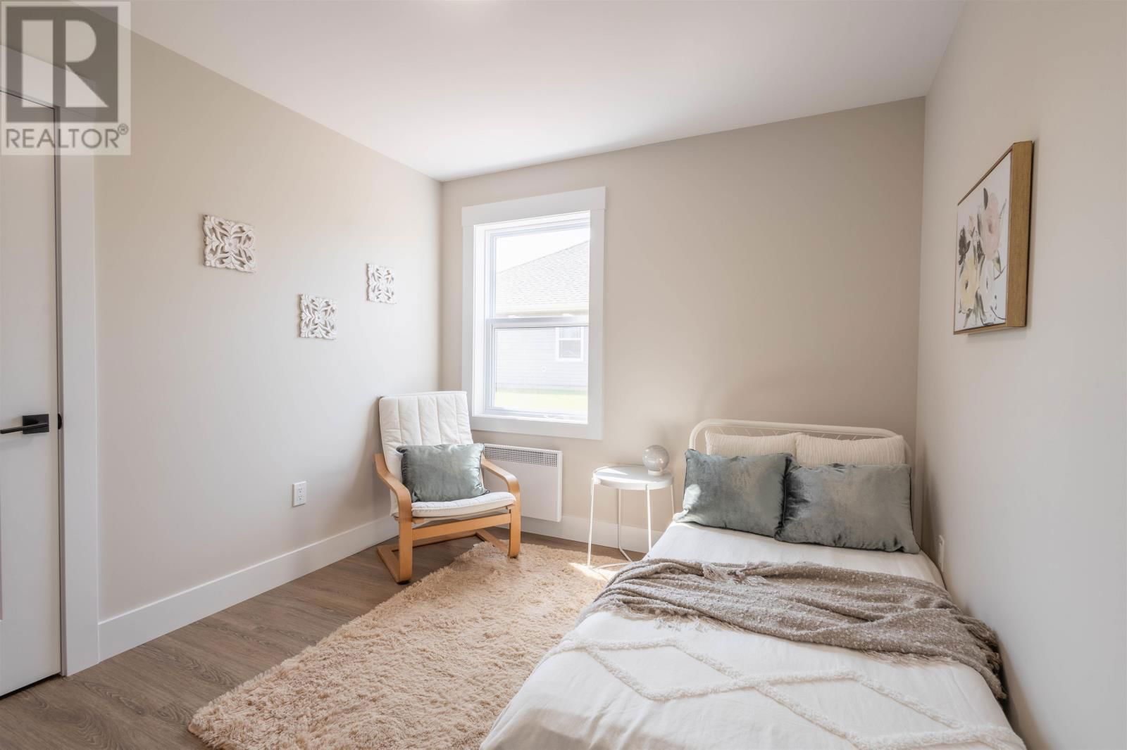 20 ANNE AVENUE Image 22