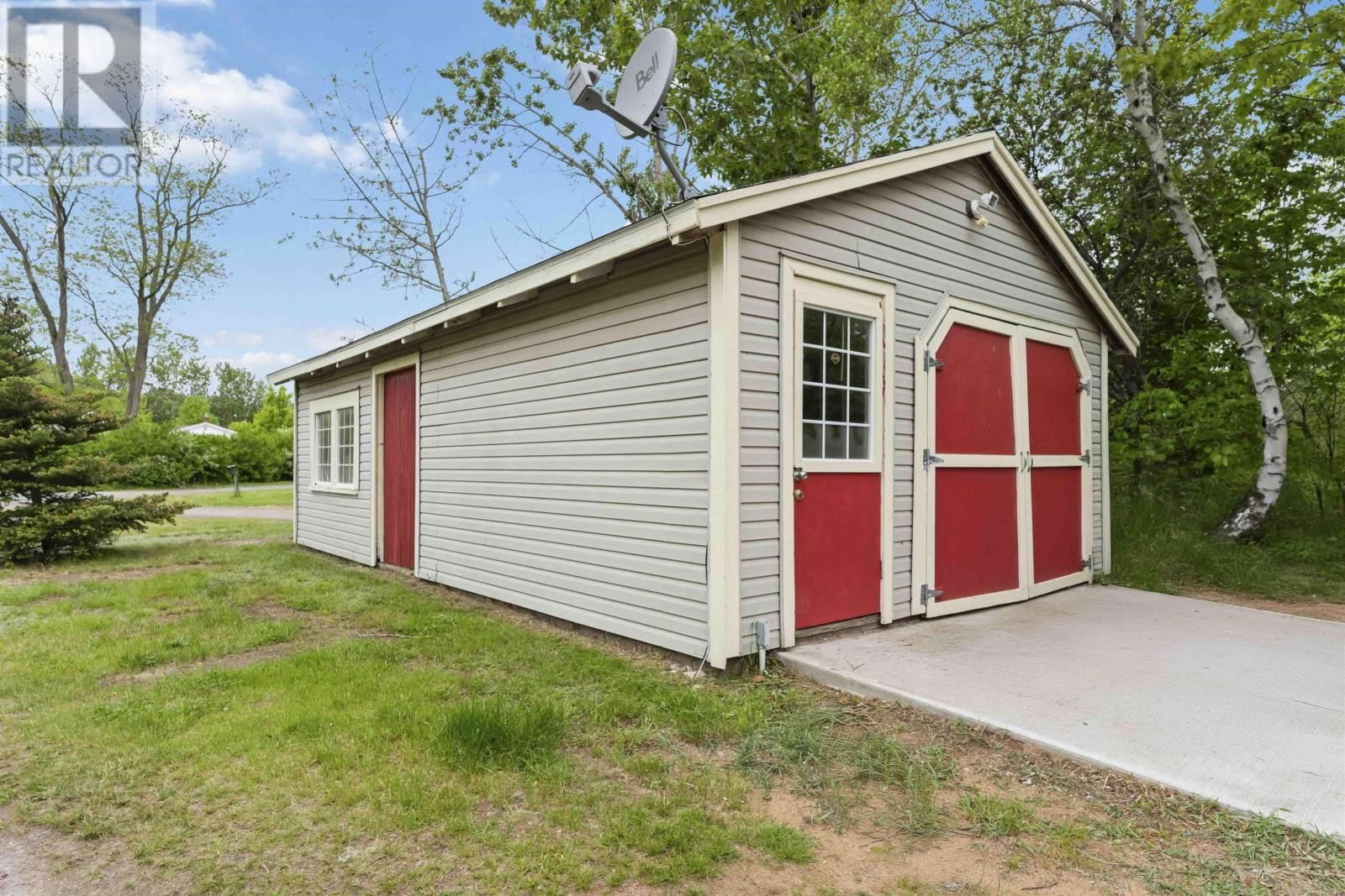 2203 HIGHWAY 1 Image 43
