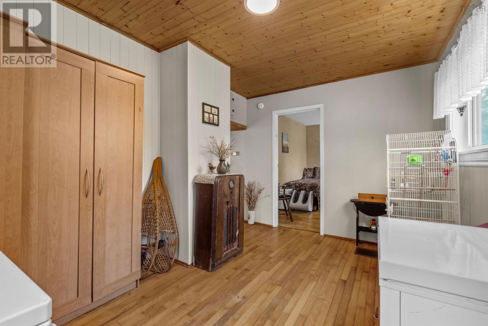 765 WEST JEDDORE ROAD Image 28