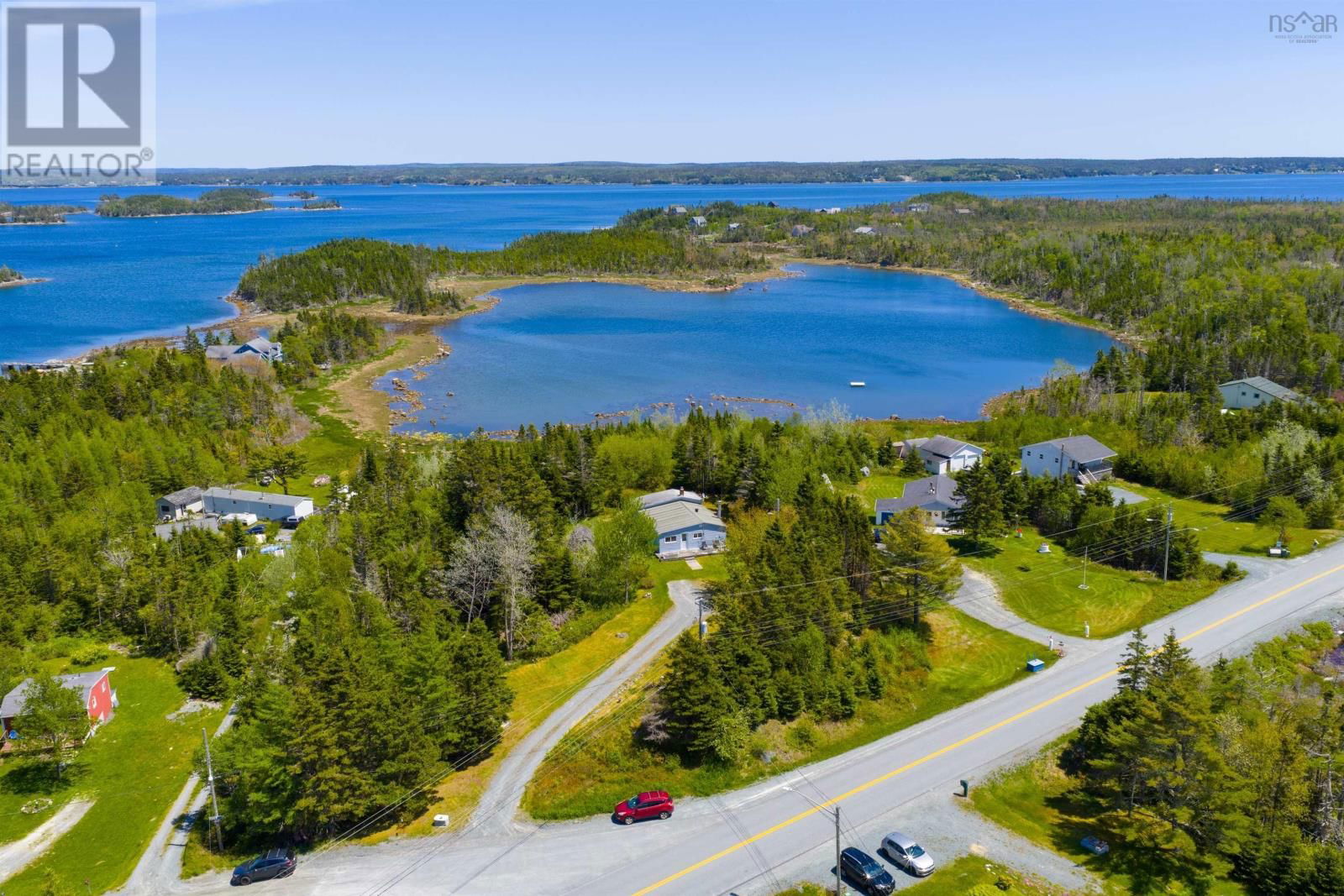 765 WEST JEDDORE ROAD Image 37
