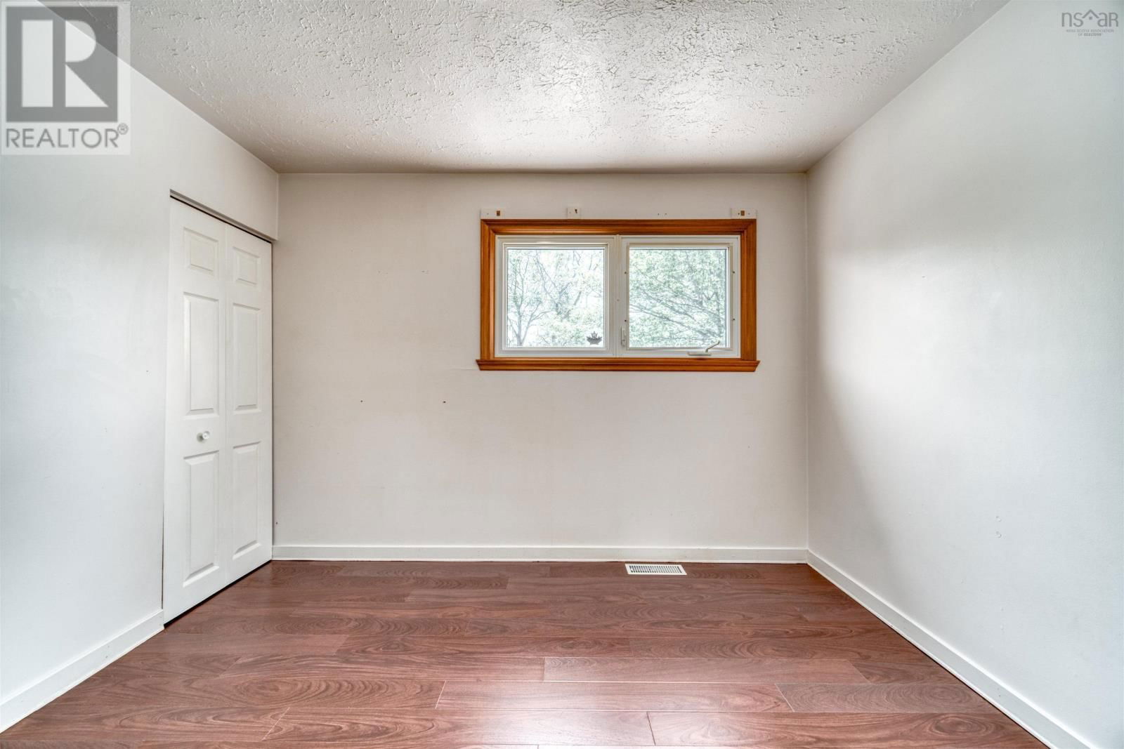 14 INVERARY DRIVE Image 13