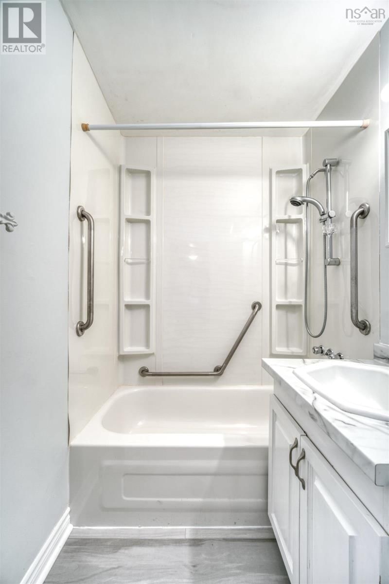 14 INVERARY DRIVE Image 15