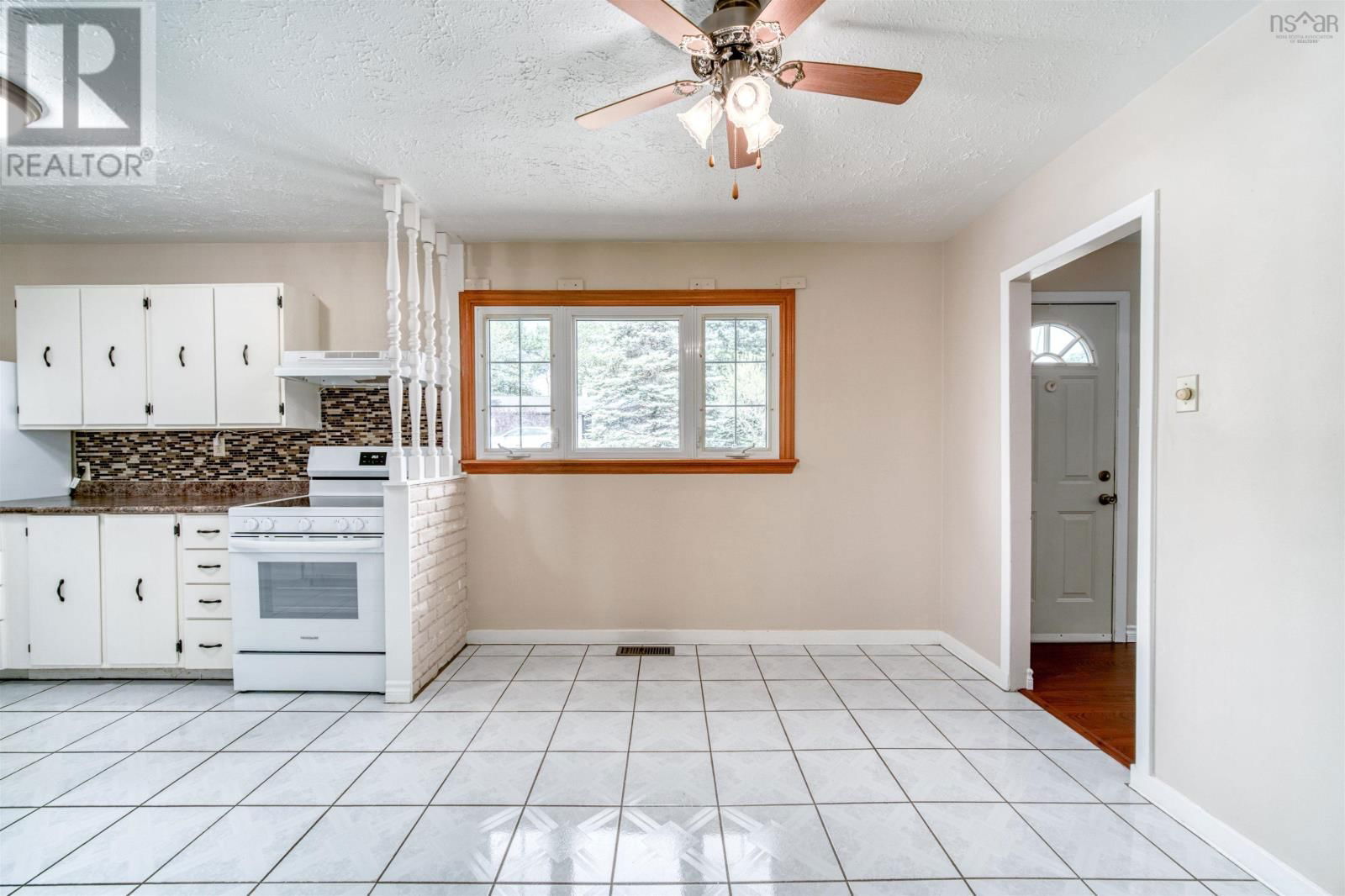 14 INVERARY DRIVE Image 28