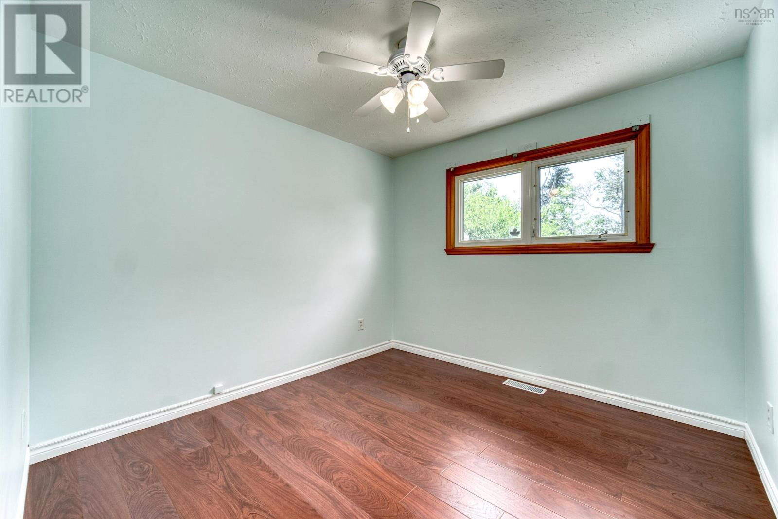 14 INVERARY DRIVE Image 9