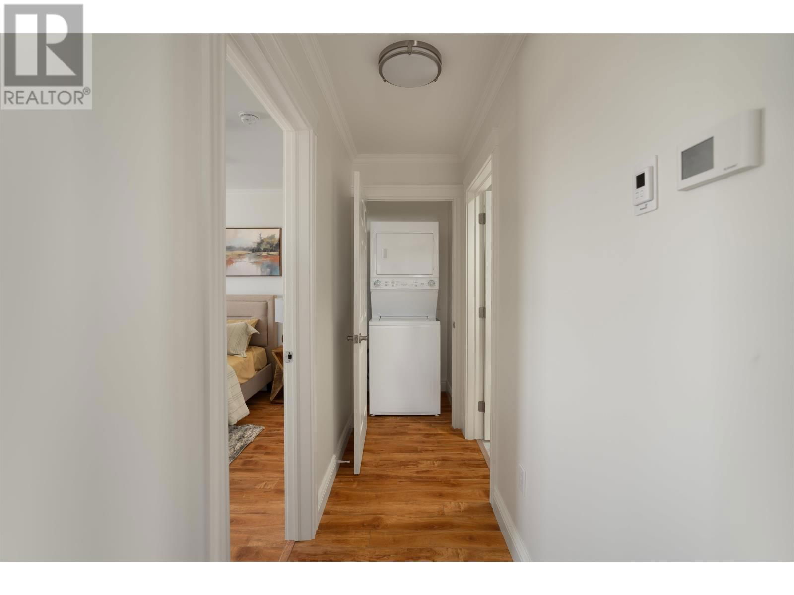 9M IMPERIAL STREET Image 14